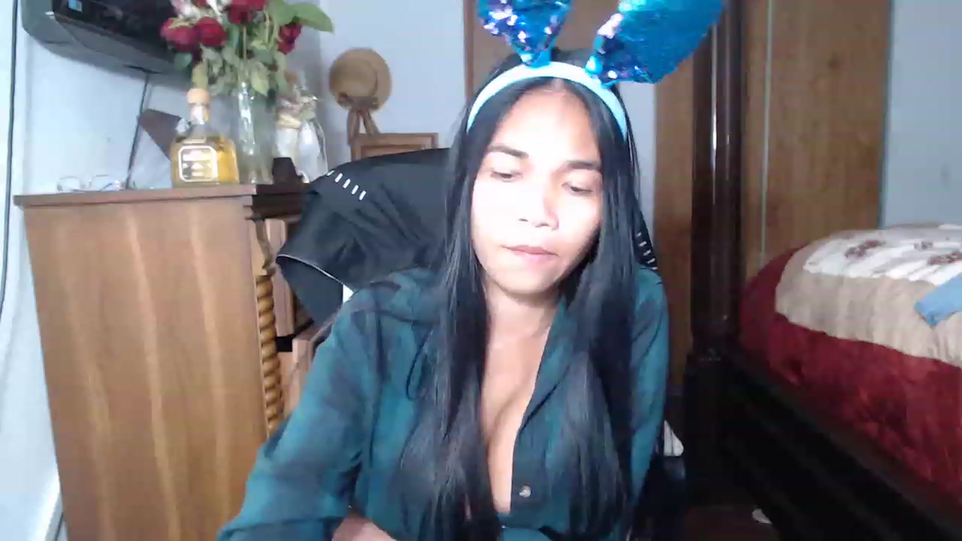 Gallery image thumbnail from Littlekai2023's myfreecams stream on, 06/16/2023, 02:18 image 9 of 20