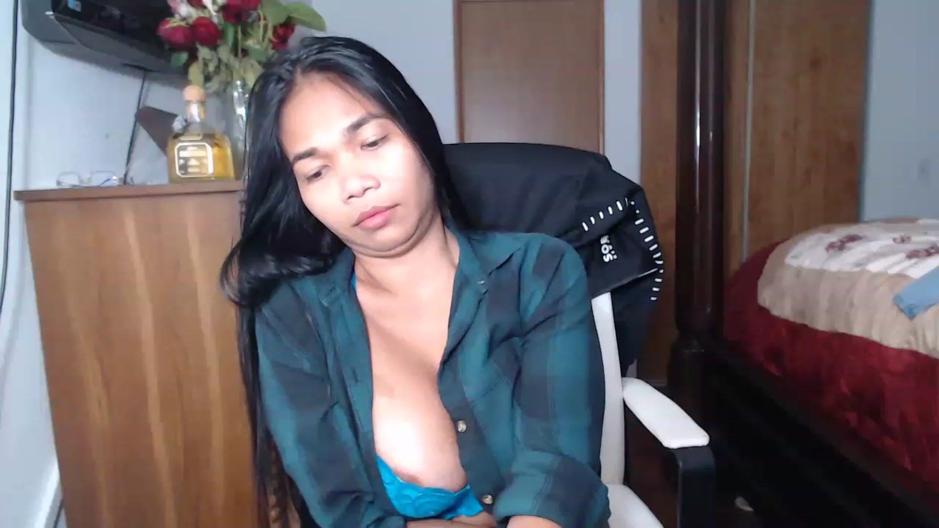 Gallery image thumbnail from Littlekai2023's myfreecams stream on, 06/16/2023, 02:18 image 8 of 20