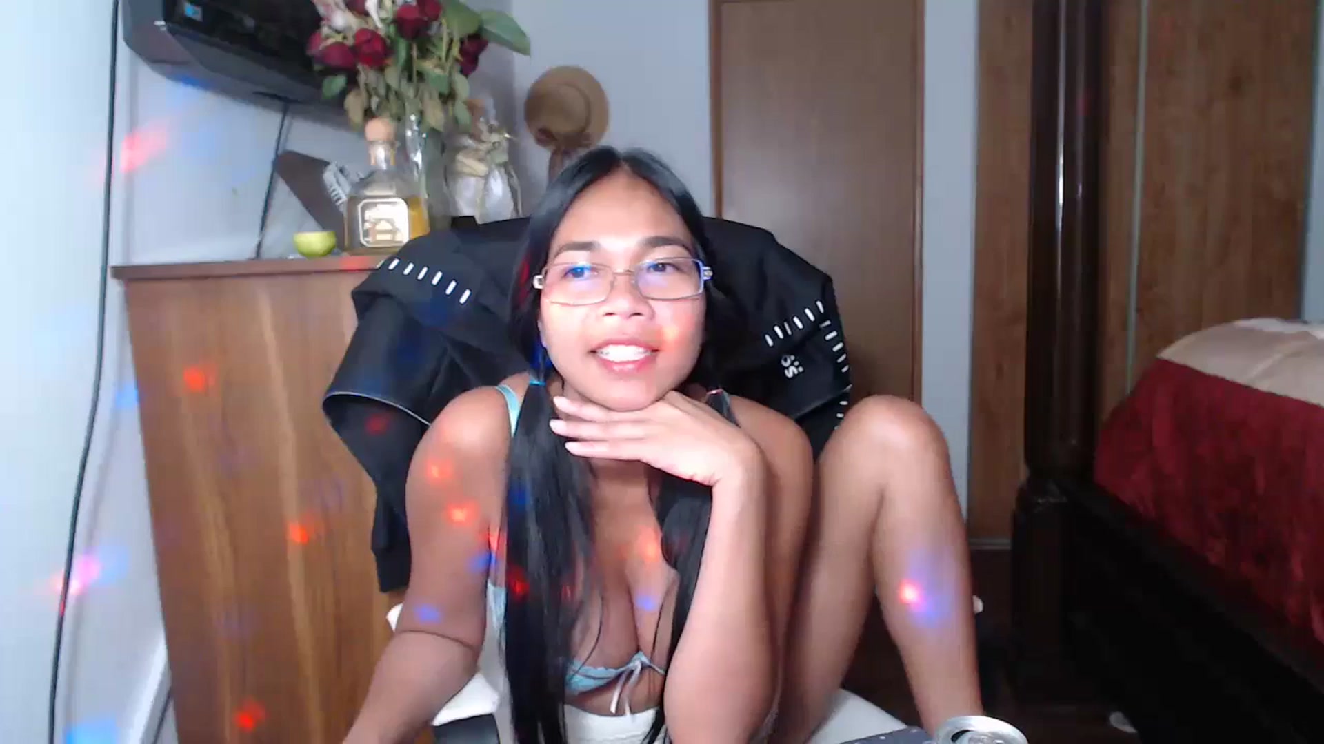 Gallery image thumbnail from Littlekai2023's myfreecams stream on, 06/17/2023, 01:35 image 3 of 20