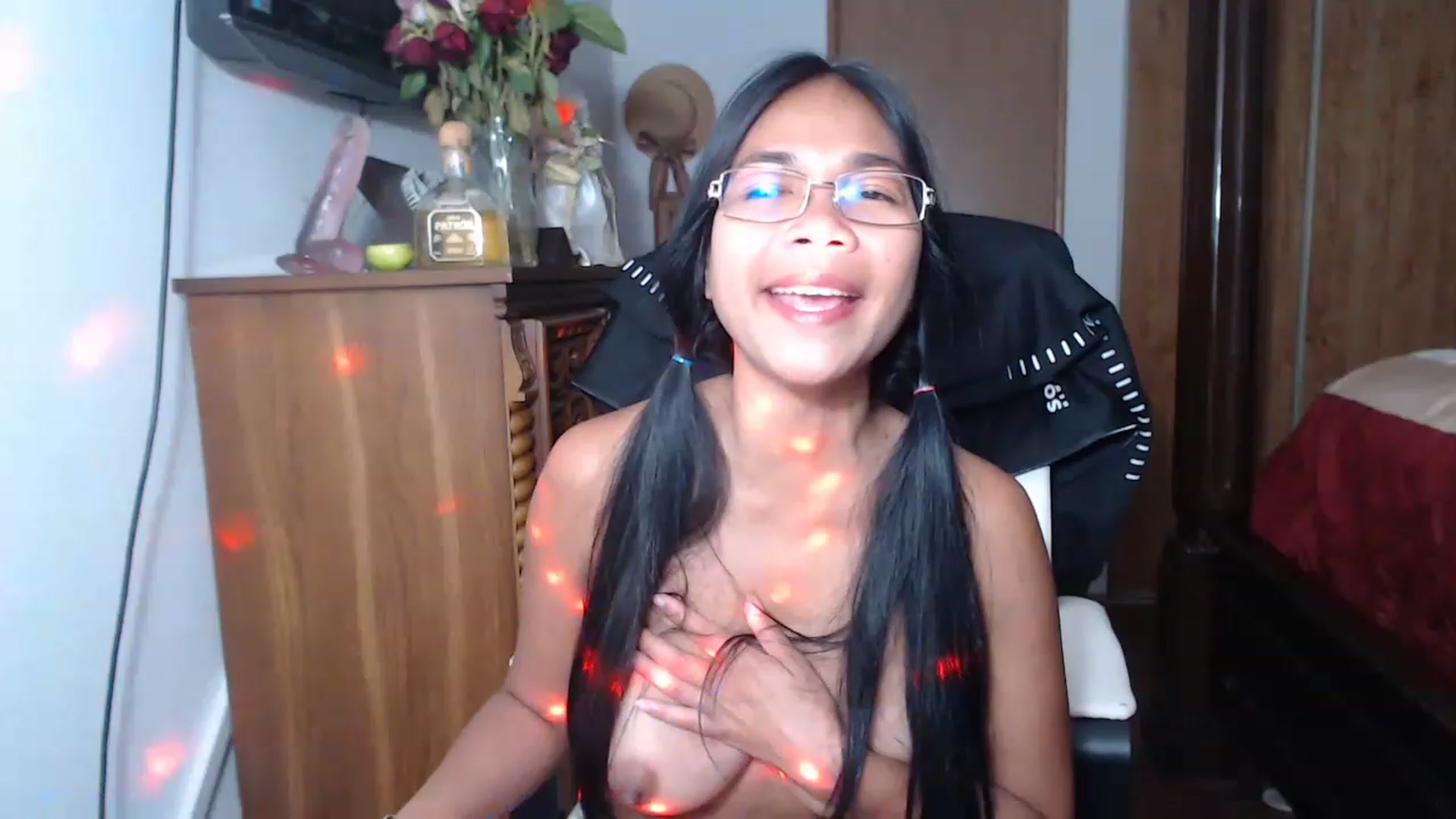Gallery image thumbnail from Littlekai2023's myfreecams stream on, 06/17/2023, 04:11 image 10 of 20