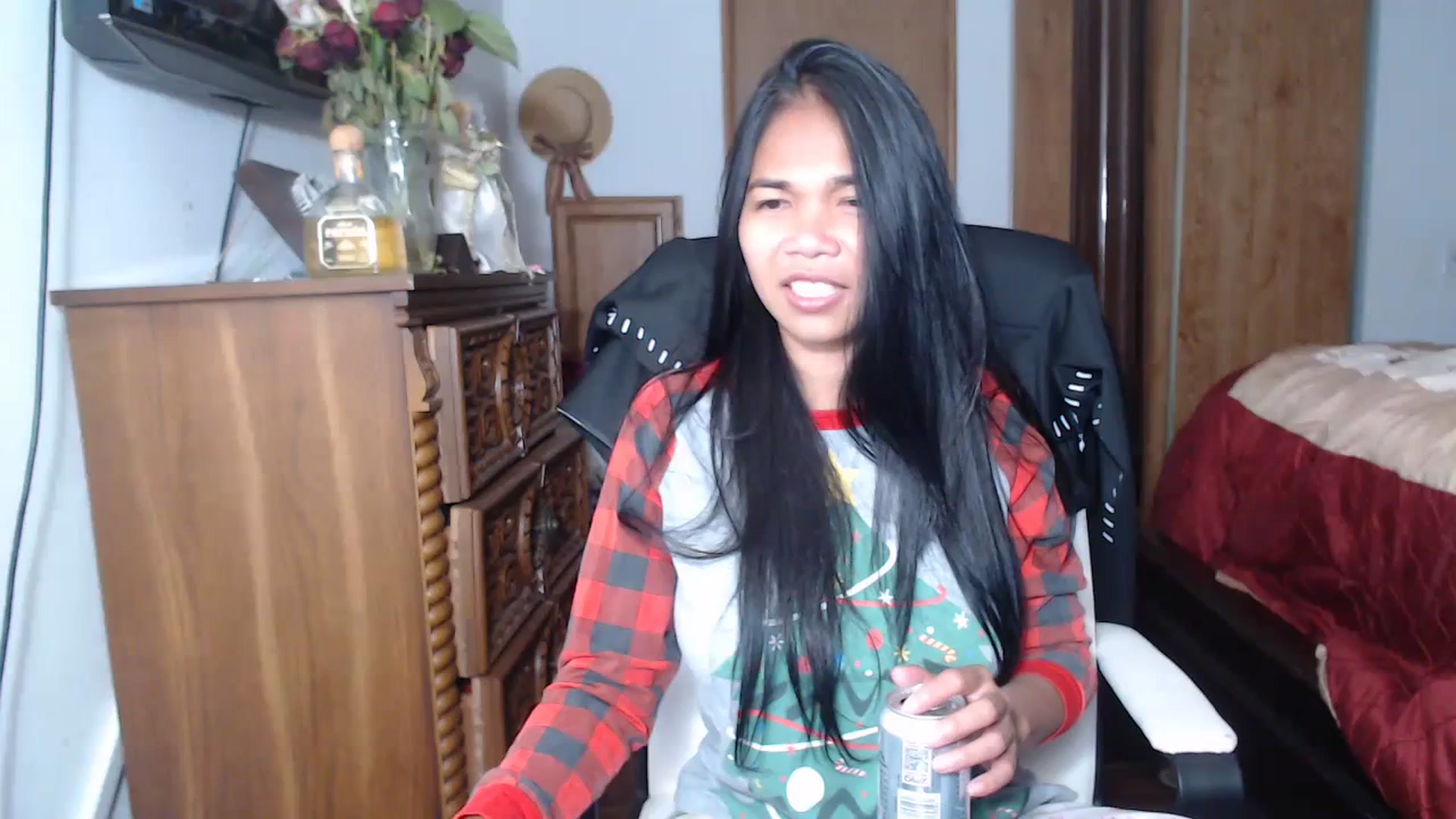 Gallery image thumbnail from Littlekai2023's myfreecams stream on, 06/18/2023, 06:09 image 1 of 20