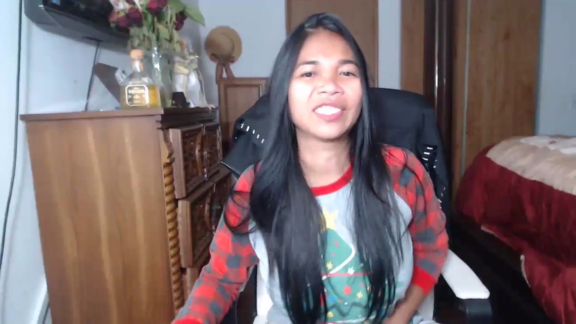 Gallery image thumbnail from Littlekai2023's myfreecams stream on, 06/18/2023, 06:09 image 7 of 20
