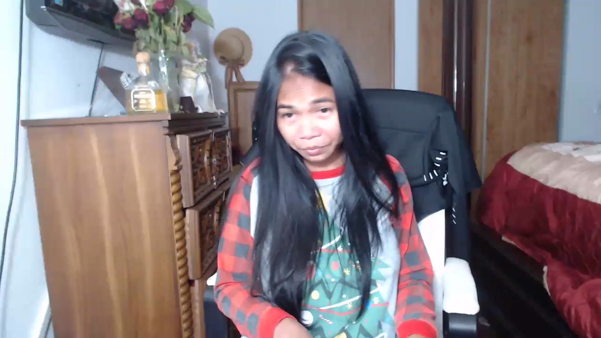 Gallery image thumbnail from Littlekai2023's myfreecams stream on, 06/18/2023, 06:09 image 19 of 20