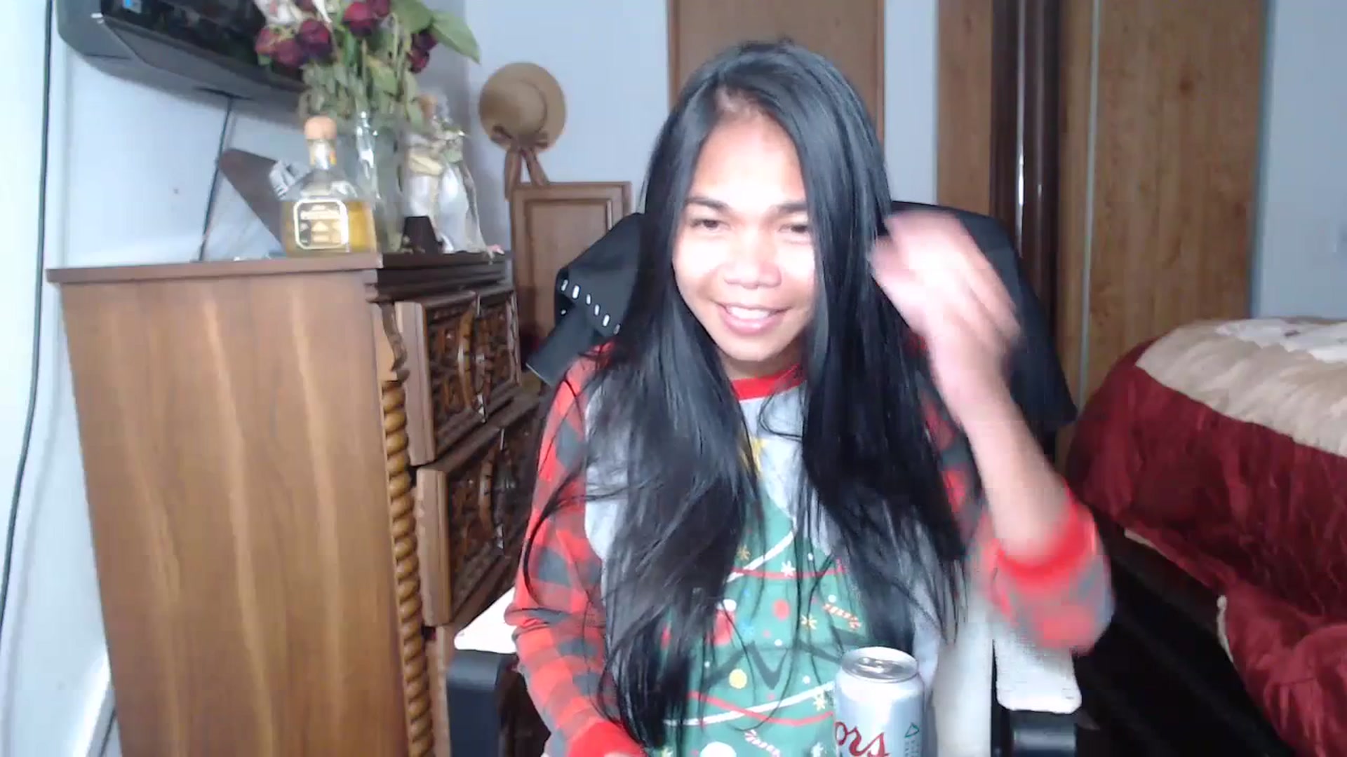 Gallery image thumbnail from Littlekai2023's myfreecams stream on, 06/18/2023, 06:09 image 16 of 20