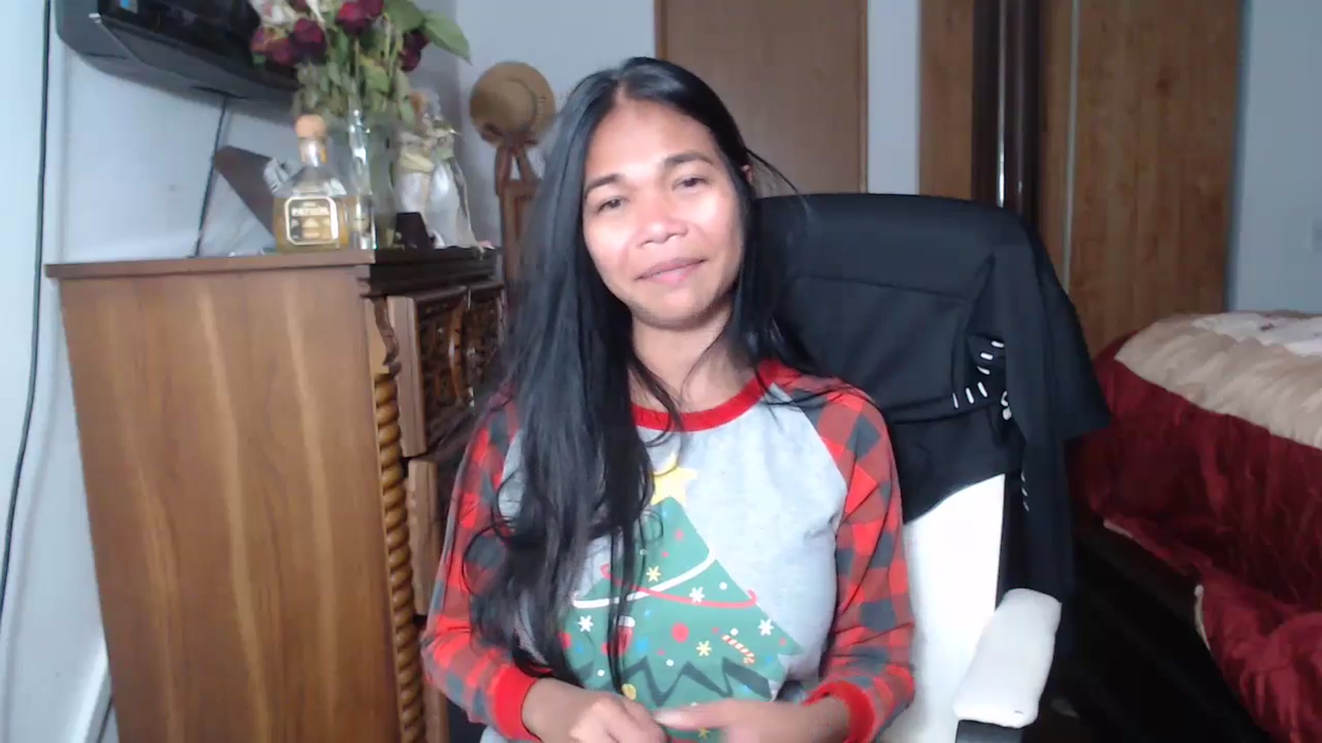 Gallery image thumbnail from Littlekai2023's myfreecams stream on, 06/18/2023, 06:39 image 14 of 20