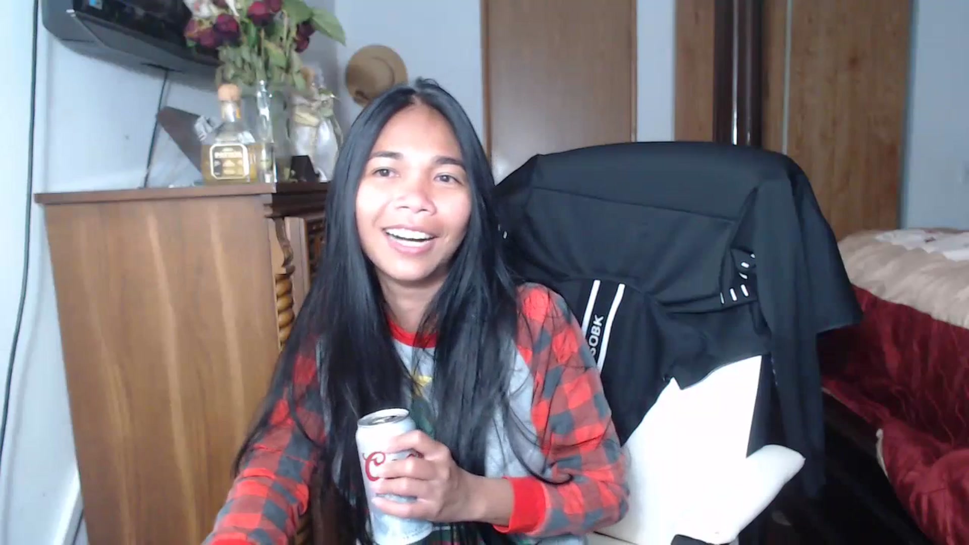 Gallery image thumbnail from Littlekai2023's myfreecams stream on, 06/18/2023, 06:39 image 5 of 20