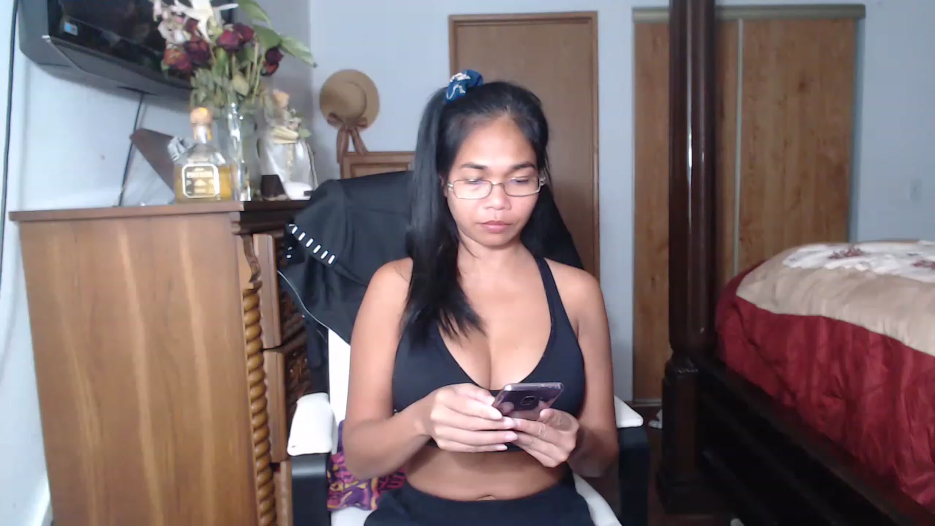 Gallery image thumbnail from Littlekai2023's myfreecams stream on, 06/20/2023, 24:02 image 15 of 20