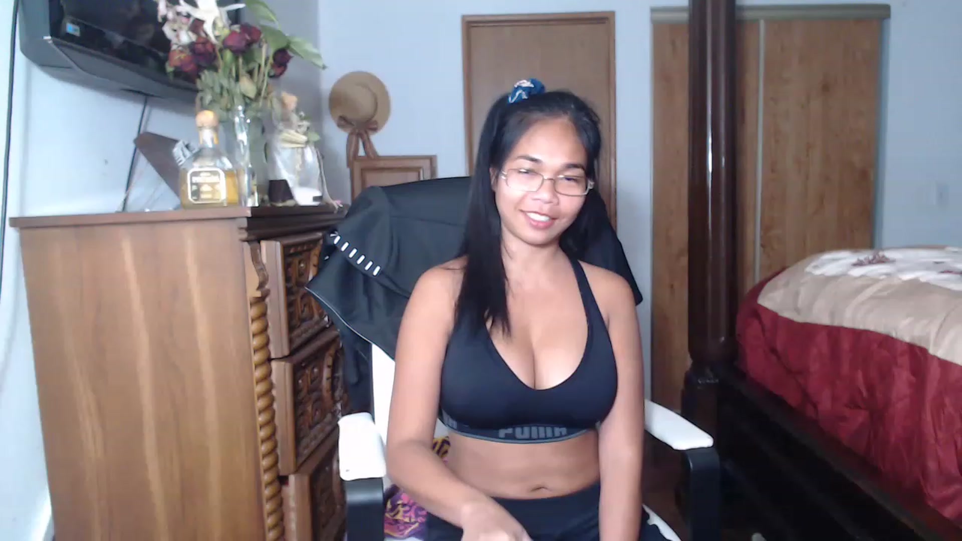 Gallery image thumbnail from Littlekai2023's myfreecams stream on, 06/20/2023, 24:02 image 4 of 20