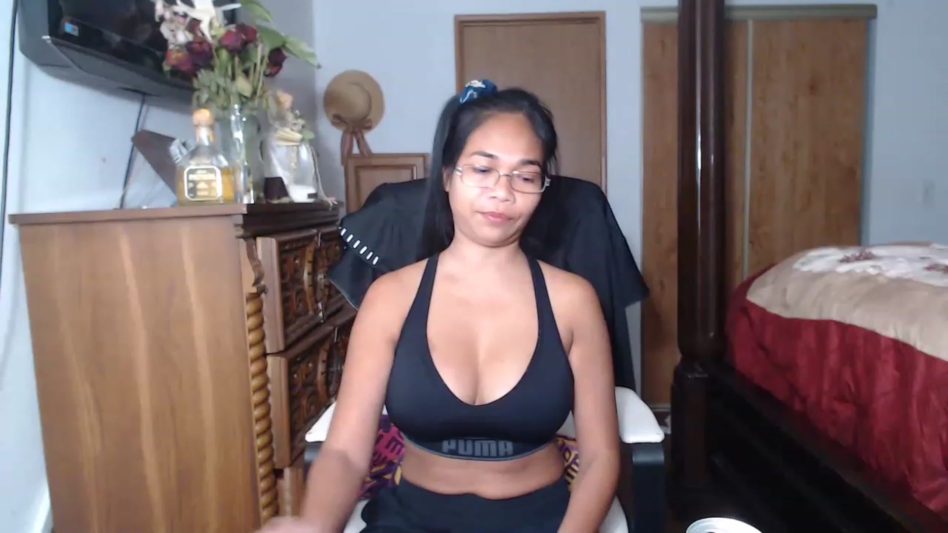 Gallery image thumbnail from Littlekai2023's myfreecams stream on, 06/20/2023, 24:53 image 3 of 20