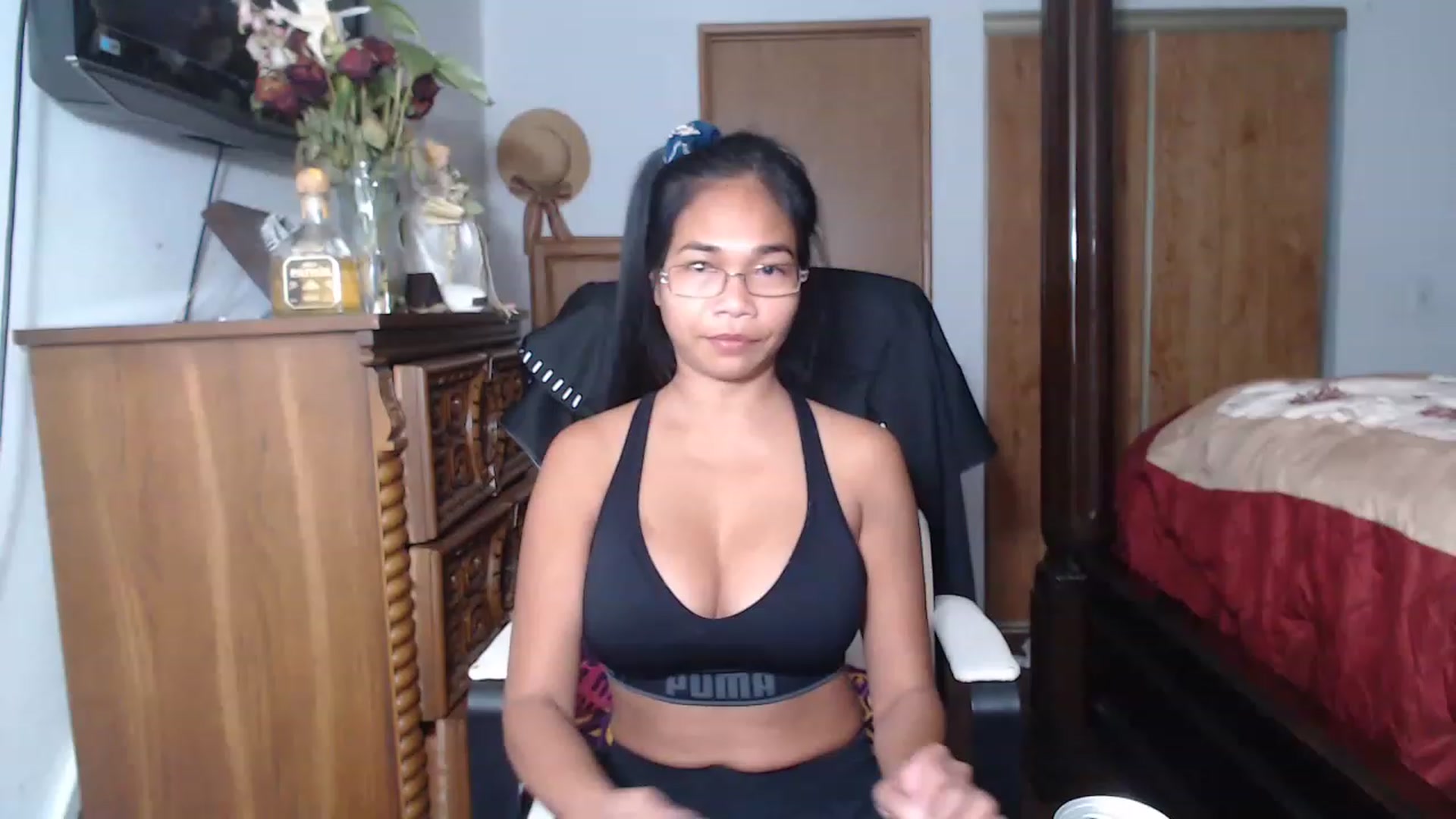 Gallery image thumbnail from Littlekai2023's myfreecams stream on, 06/20/2023, 24:53 image 5 of 20