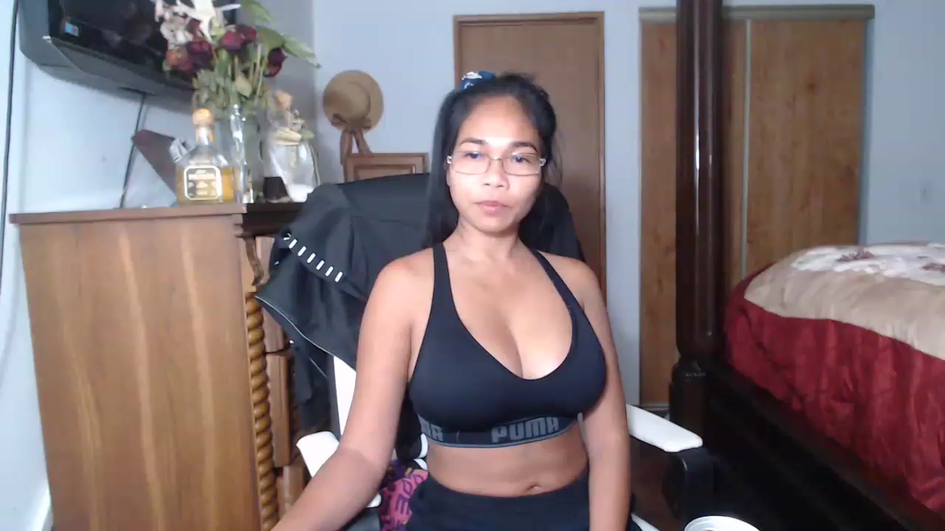 Gallery image thumbnail from Littlekai2023's myfreecams stream on, 06/20/2023, 24:53 image 14 of 20