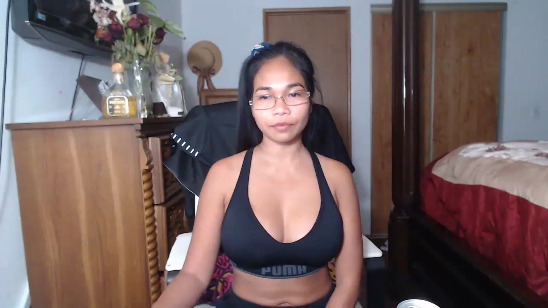 Gallery image thumbnail from Littlekai2023's myfreecams stream on, 06/20/2023, 24:53 image 2 of 20
