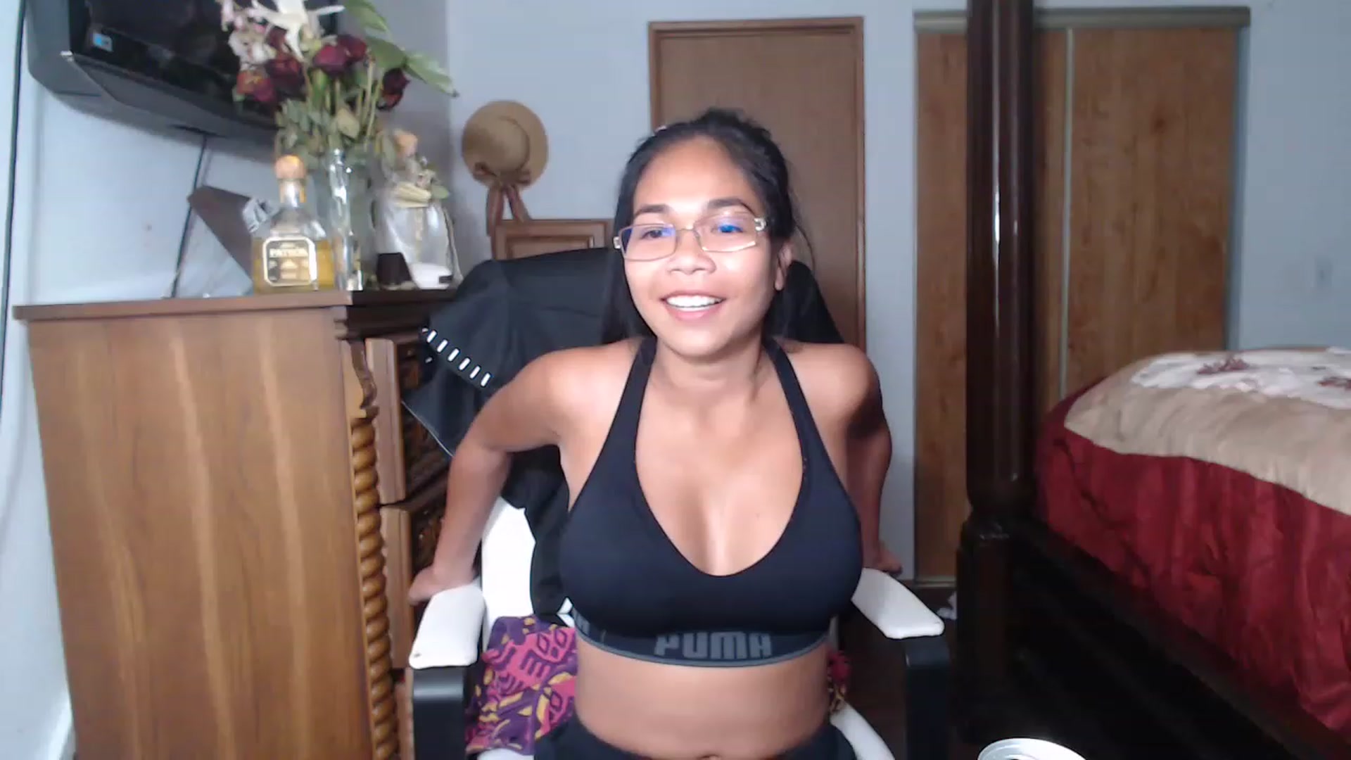 Gallery image thumbnail from Littlekai2023's myfreecams stream on, 06/20/2023, 24:53 image 1 of 20