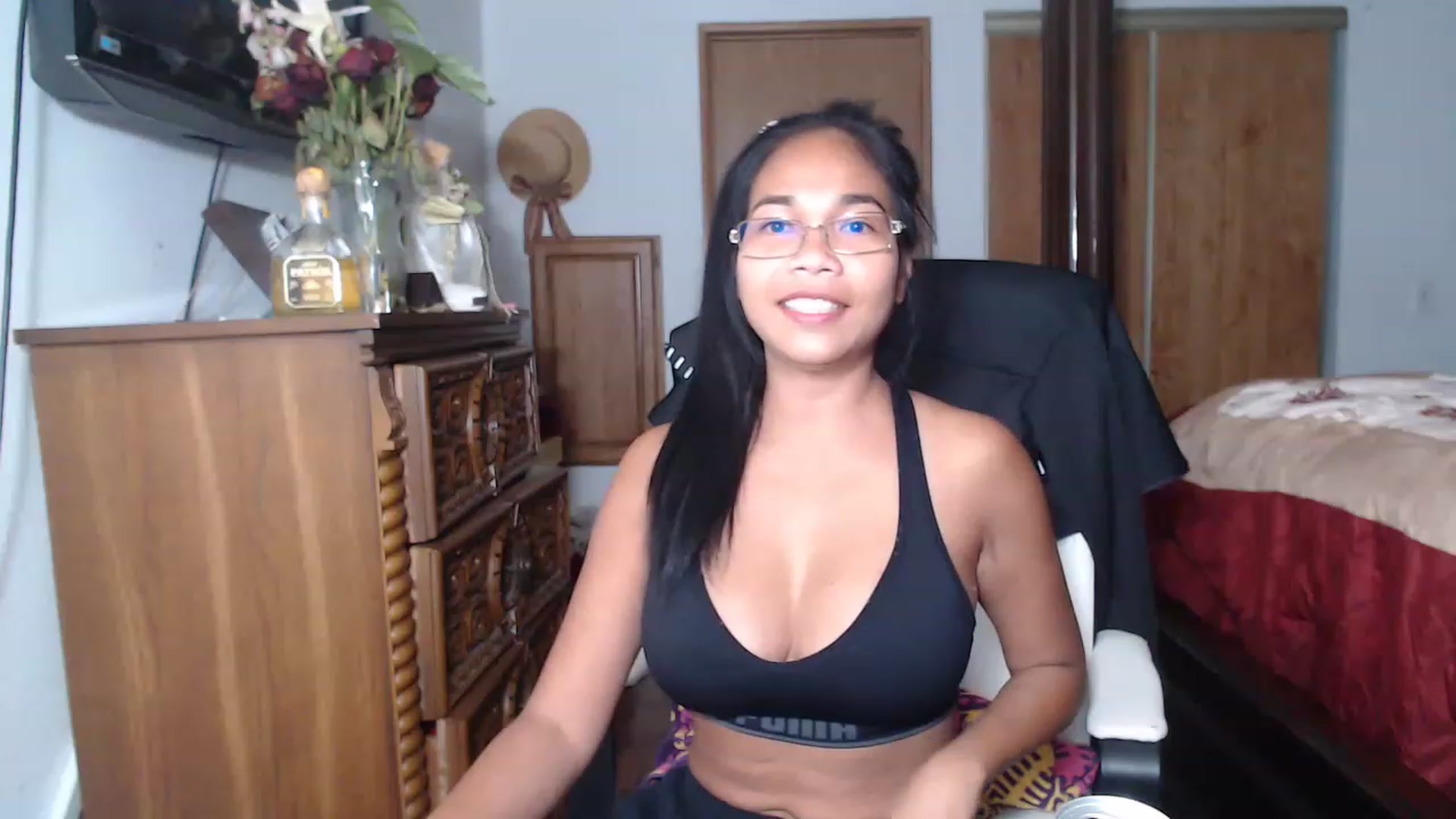 Gallery image thumbnail from Littlekai2023's myfreecams stream on, 06/20/2023, 24:53 image 8 of 20