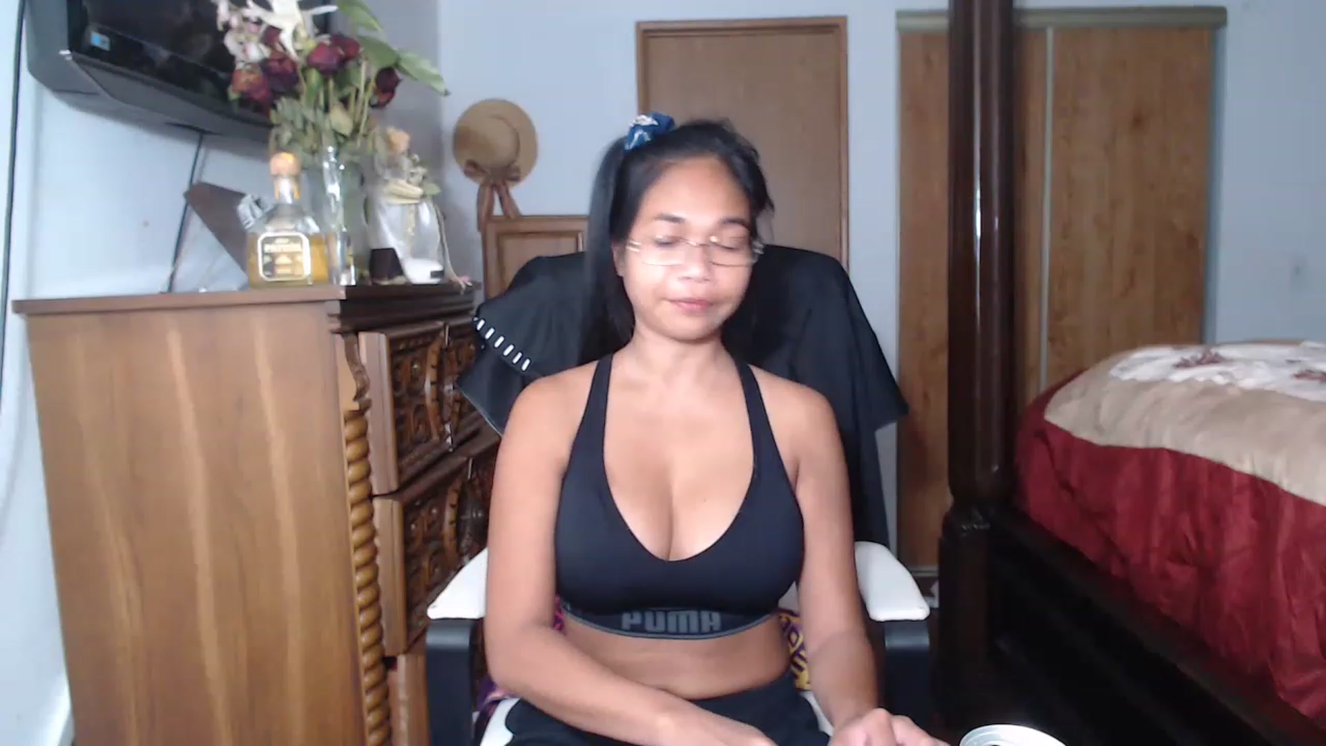 Gallery image thumbnail from Littlekai2023's myfreecams stream on, 06/20/2023, 24:53 image 7 of 20