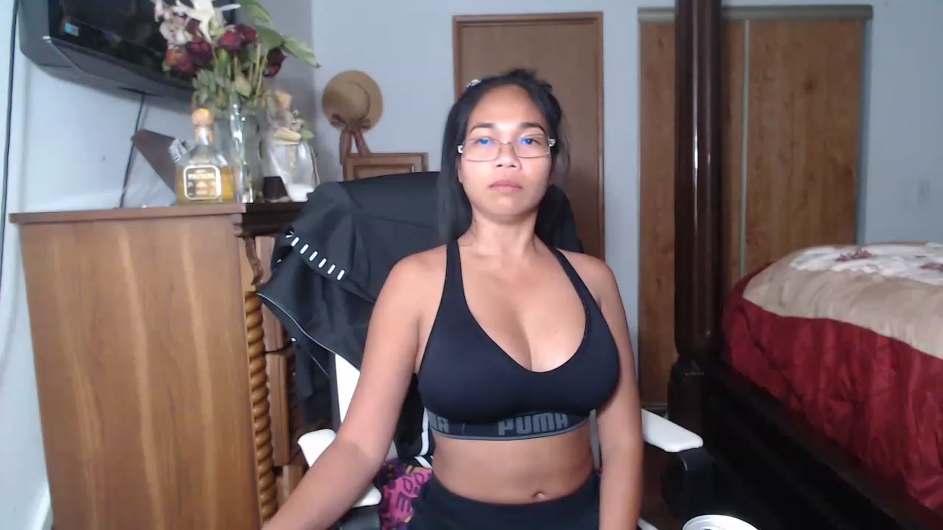 Gallery image thumbnail from Littlekai2023's myfreecams stream on, 06/20/2023, 24:53 image 12 of 20