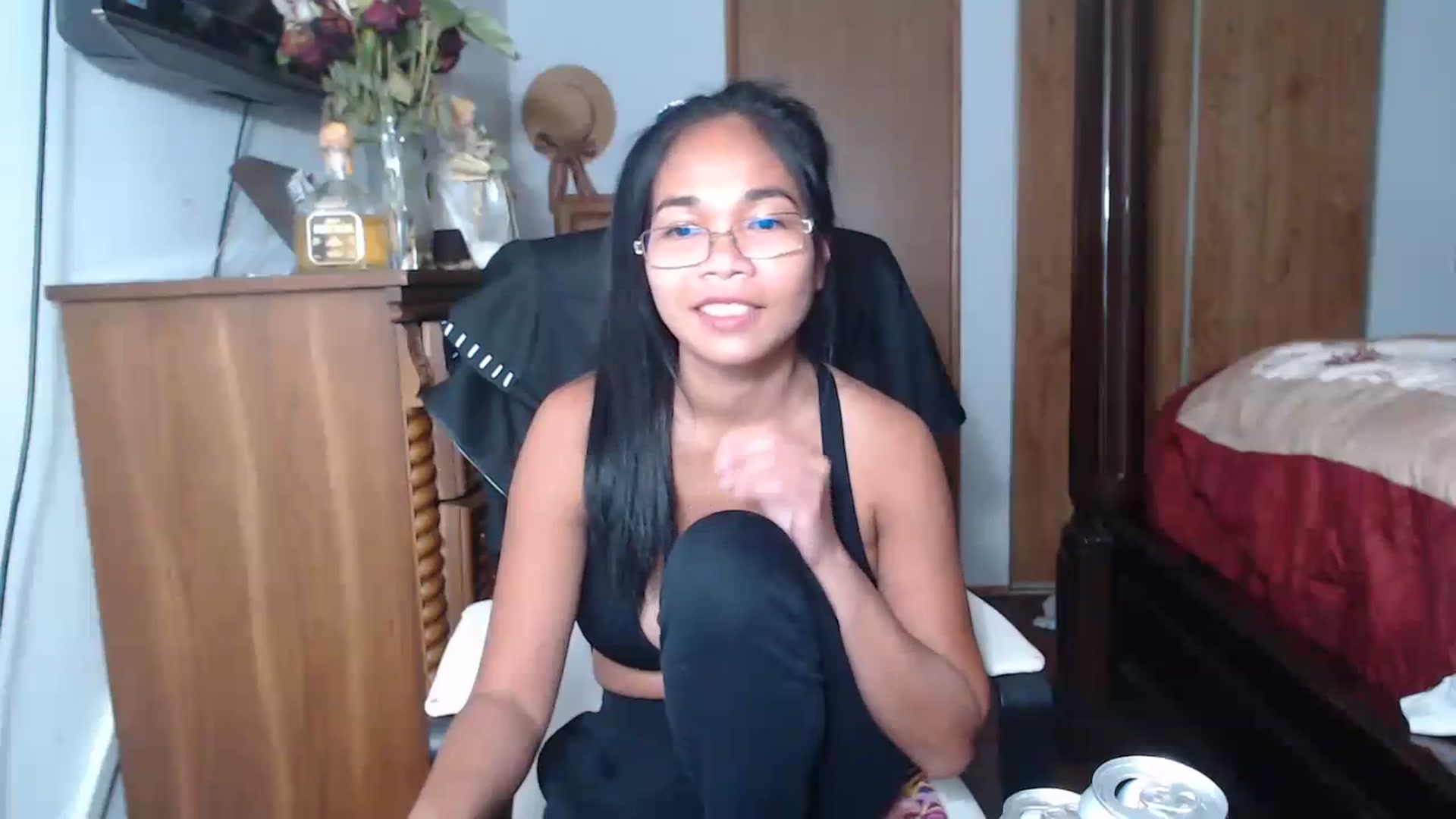 Gallery image thumbnail from Littlekai2023's myfreecams stream on, 06/20/2023, 04:50 image 3 of 20