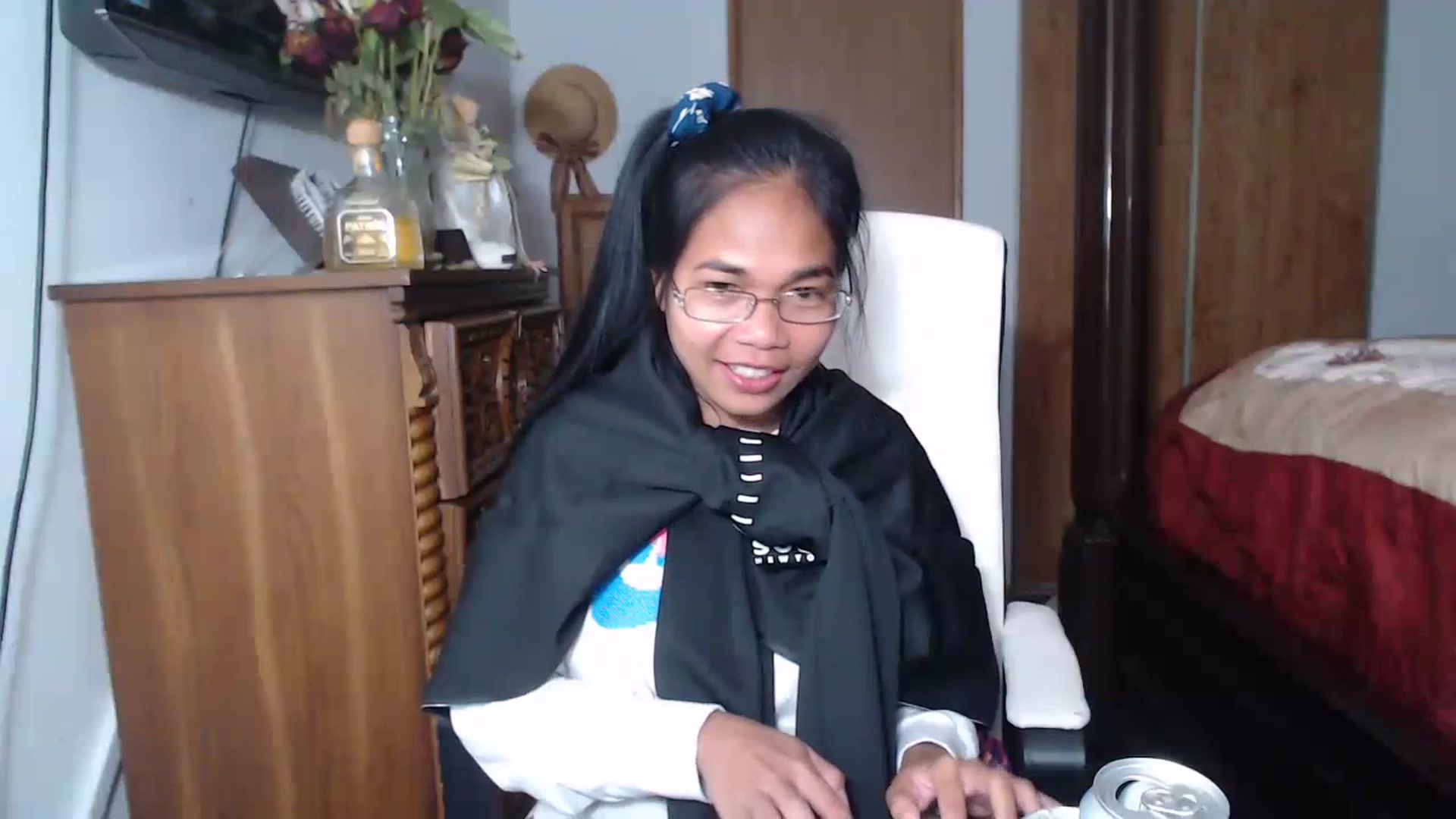 Gallery image thumbnail from Littlekai2023's myfreecams stream on, 06/20/2023, 04:50 image 14 of 20