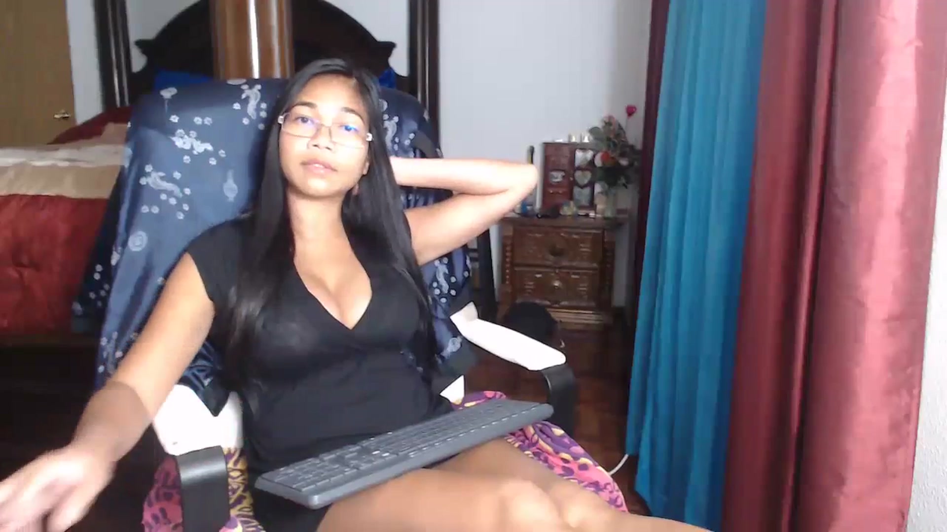 Gallery image thumbnail from Littlekai2023's myfreecams stream on, 06/20/2023, 23:55 image 19 of 20