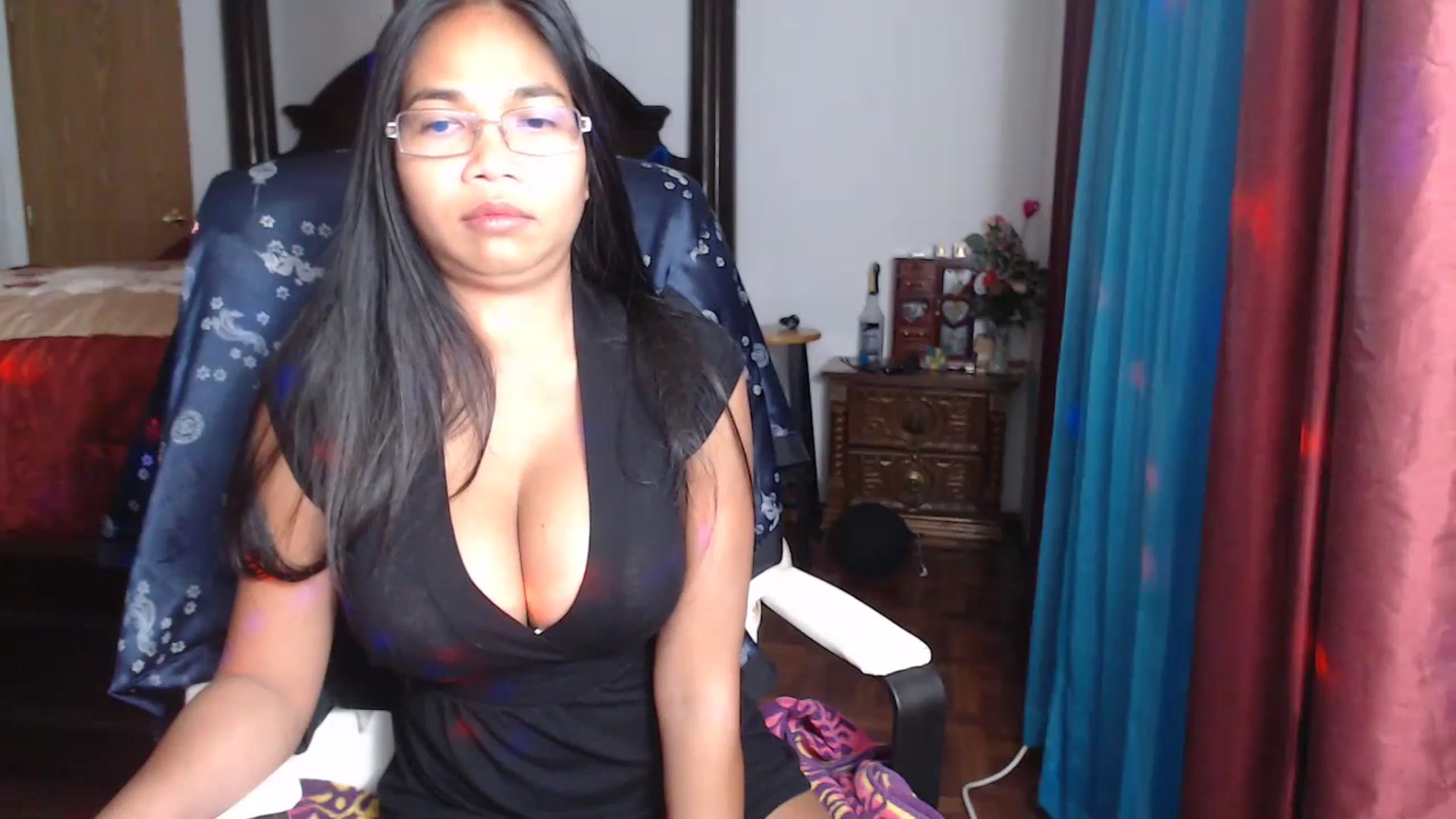 Gallery image thumbnail from Littlekai2023's myfreecams stream on, 06/21/2023, 01:15 image 19 of 20