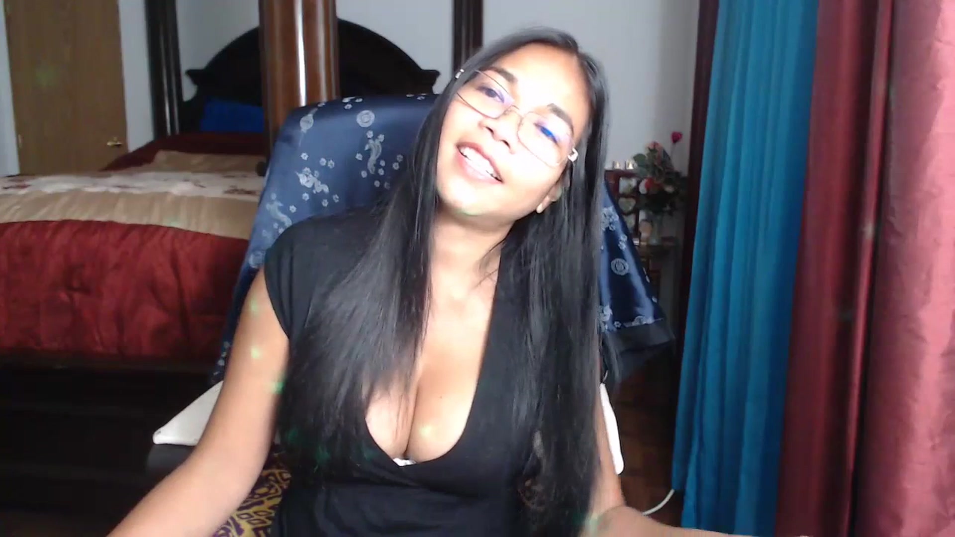 Gallery image thumbnail from Littlekai2023's myfreecams stream on, 06/21/2023, 02:10 image 12 of 20