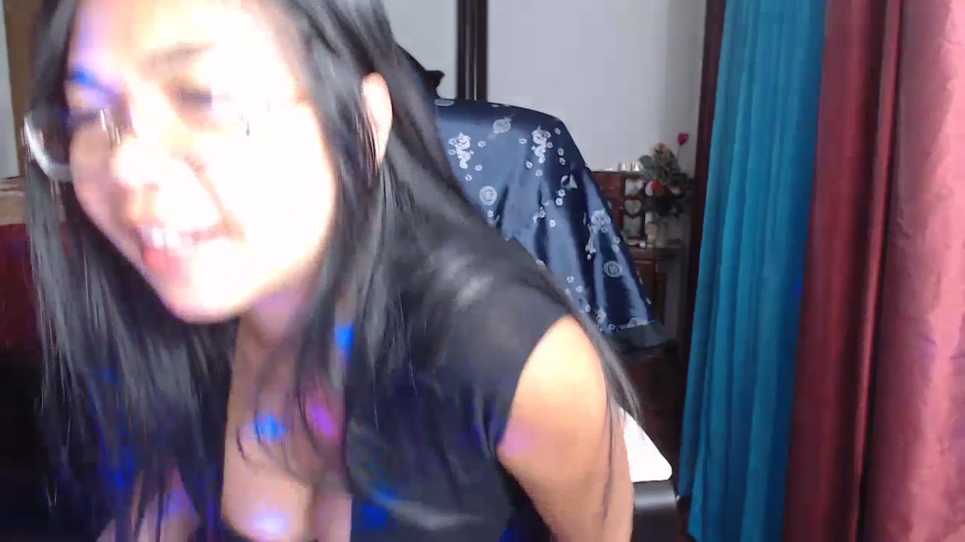 Gallery image thumbnail from Littlekai2023's myfreecams stream on, 06/21/2023, 02:10 image 9 of 20