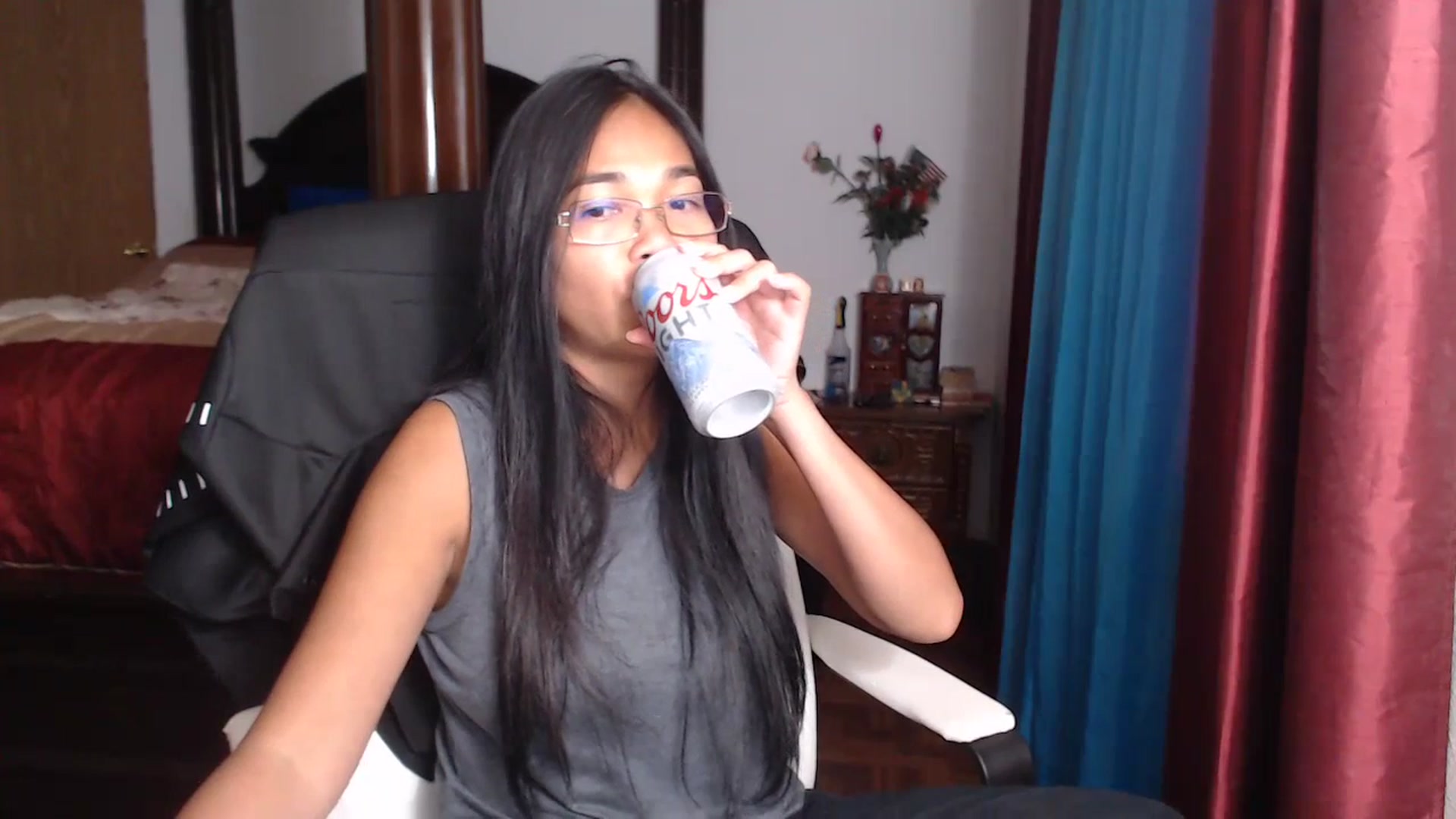 Gallery image thumbnail from Littlekai2023's myfreecams stream on, 06/22/2023, 21:06 image 6 of 20