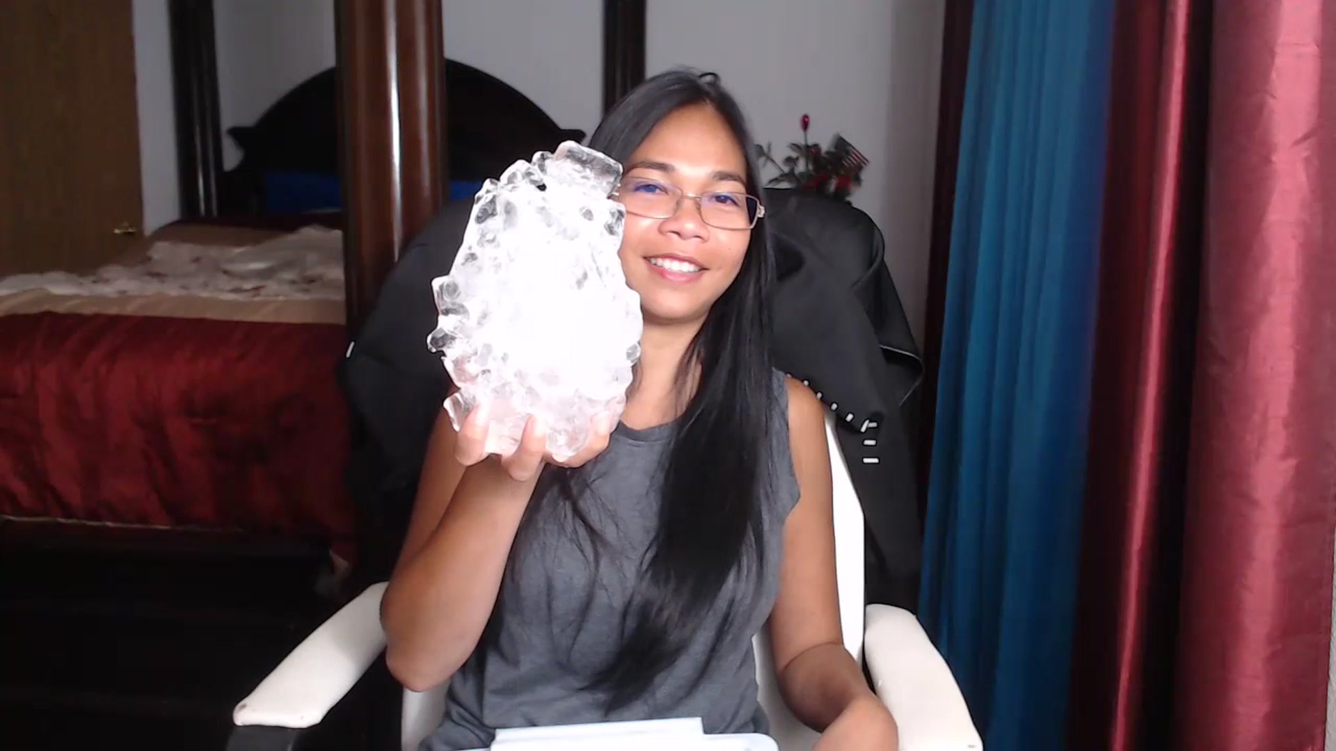 Gallery image thumbnail from Littlekai2023's myfreecams stream on, 06/22/2023, 21:06 image 4 of 20
