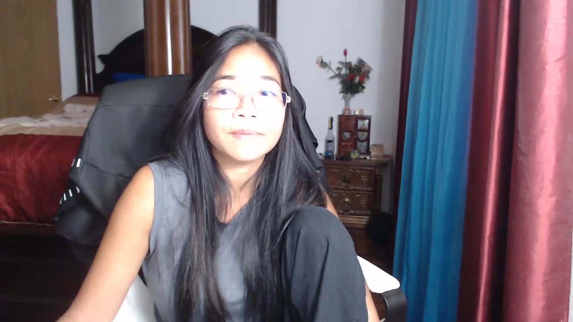 Gallery image thumbnail from Littlekai2023's myfreecams stream on, 06/22/2023, 21:06 image 16 of 20