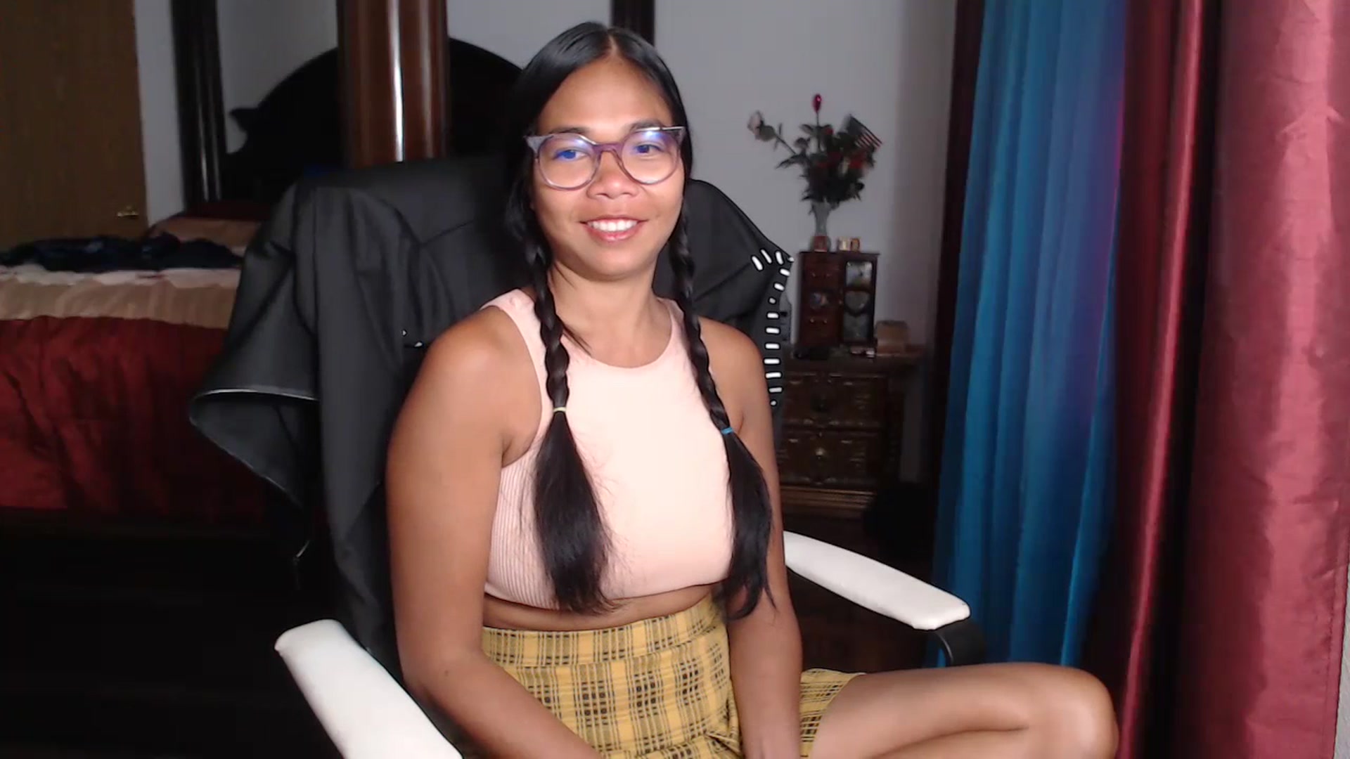 Gallery image thumbnail from Littlekai2023's myfreecams stream on, 06/26/2023, 20:10 image 7 of 20