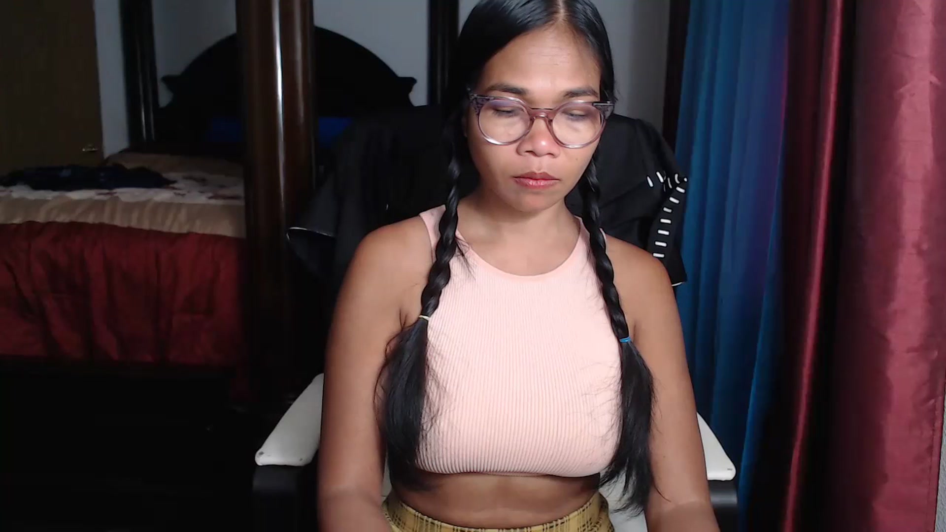 Gallery image thumbnail from Littlekai2023's myfreecams stream on, 06/26/2023, 20:10 image 1 of 20