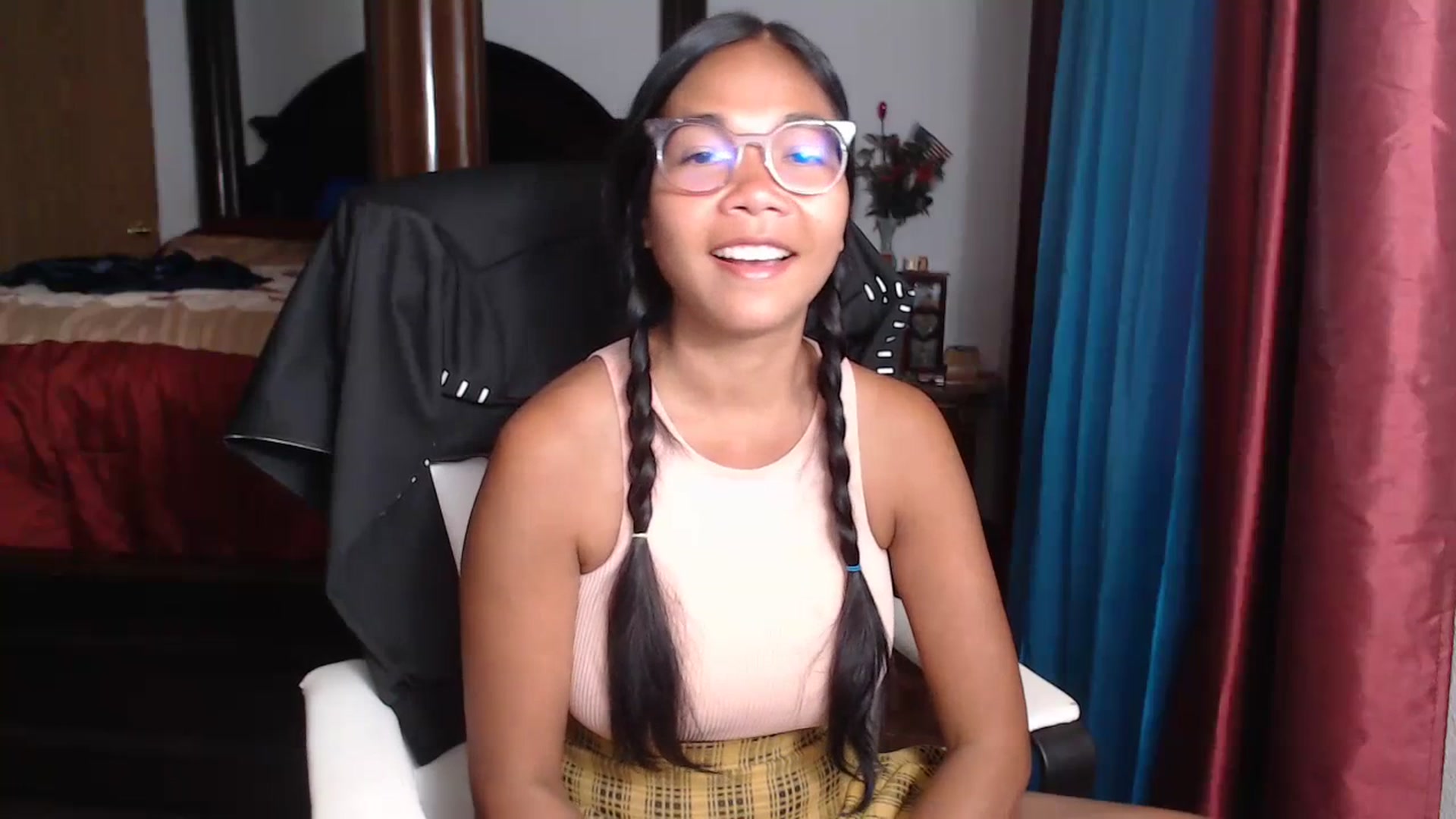 Gallery image thumbnail from Littlekai2023's myfreecams stream on, 06/26/2023, 20:51 image 14 of 20