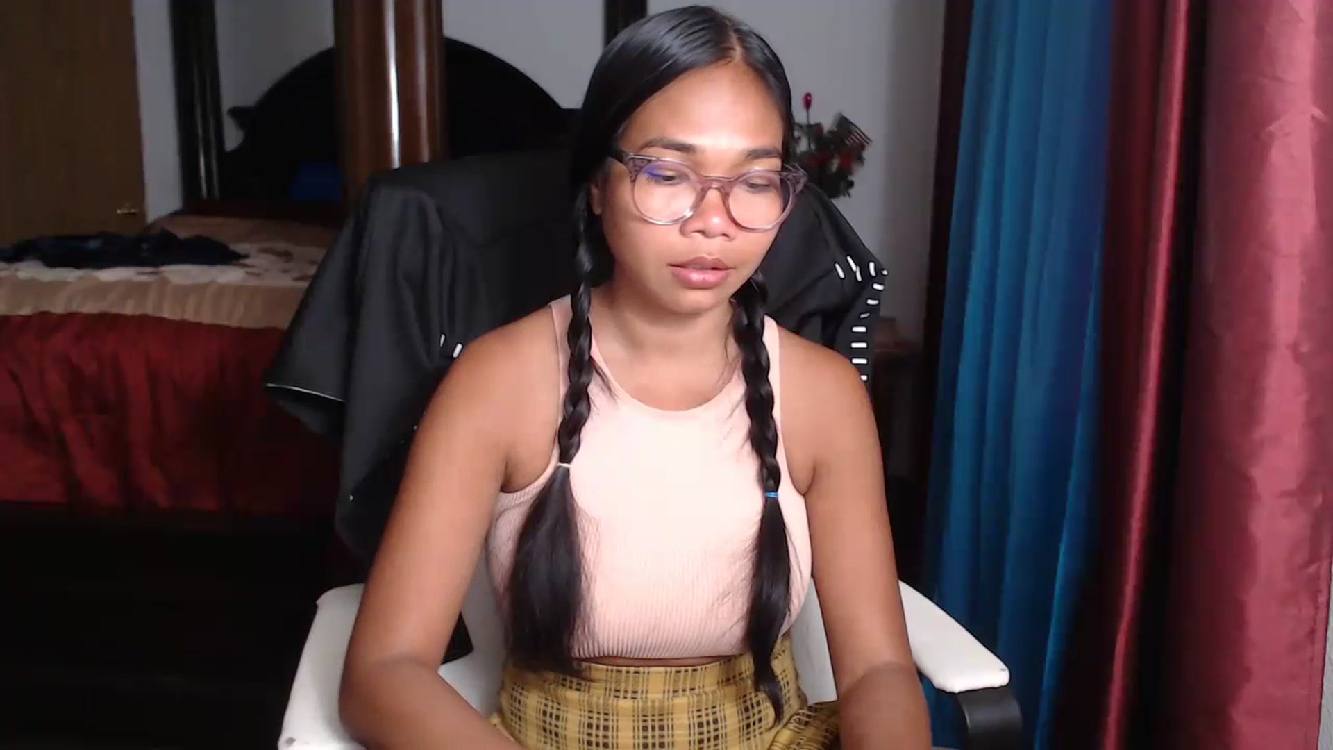Gallery image thumbnail from Littlekai2023's myfreecams stream on, 06/26/2023, 20:51 image 11 of 20
