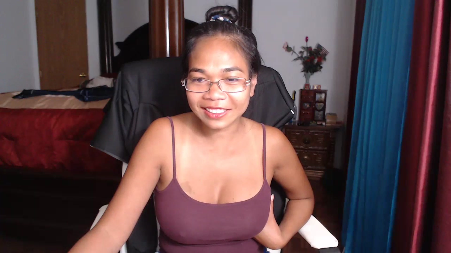 Gallery image thumbnail from Littlekai2023's myfreecams stream on, 06/28/2023, 02:03 image 13 of 20