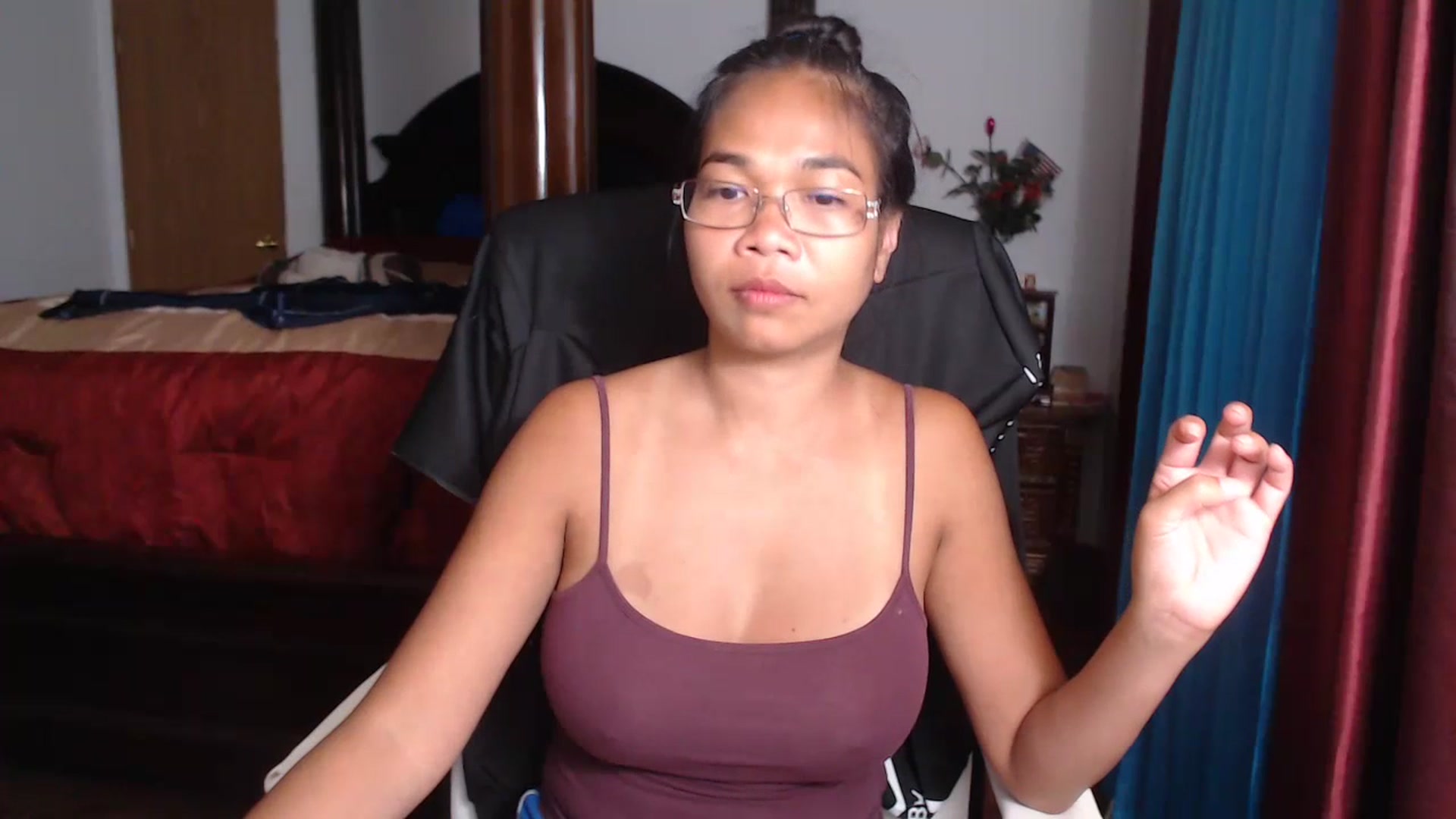 Gallery image thumbnail from Littlekai2023's myfreecams stream on, 06/28/2023, 02:03 image 12 of 20