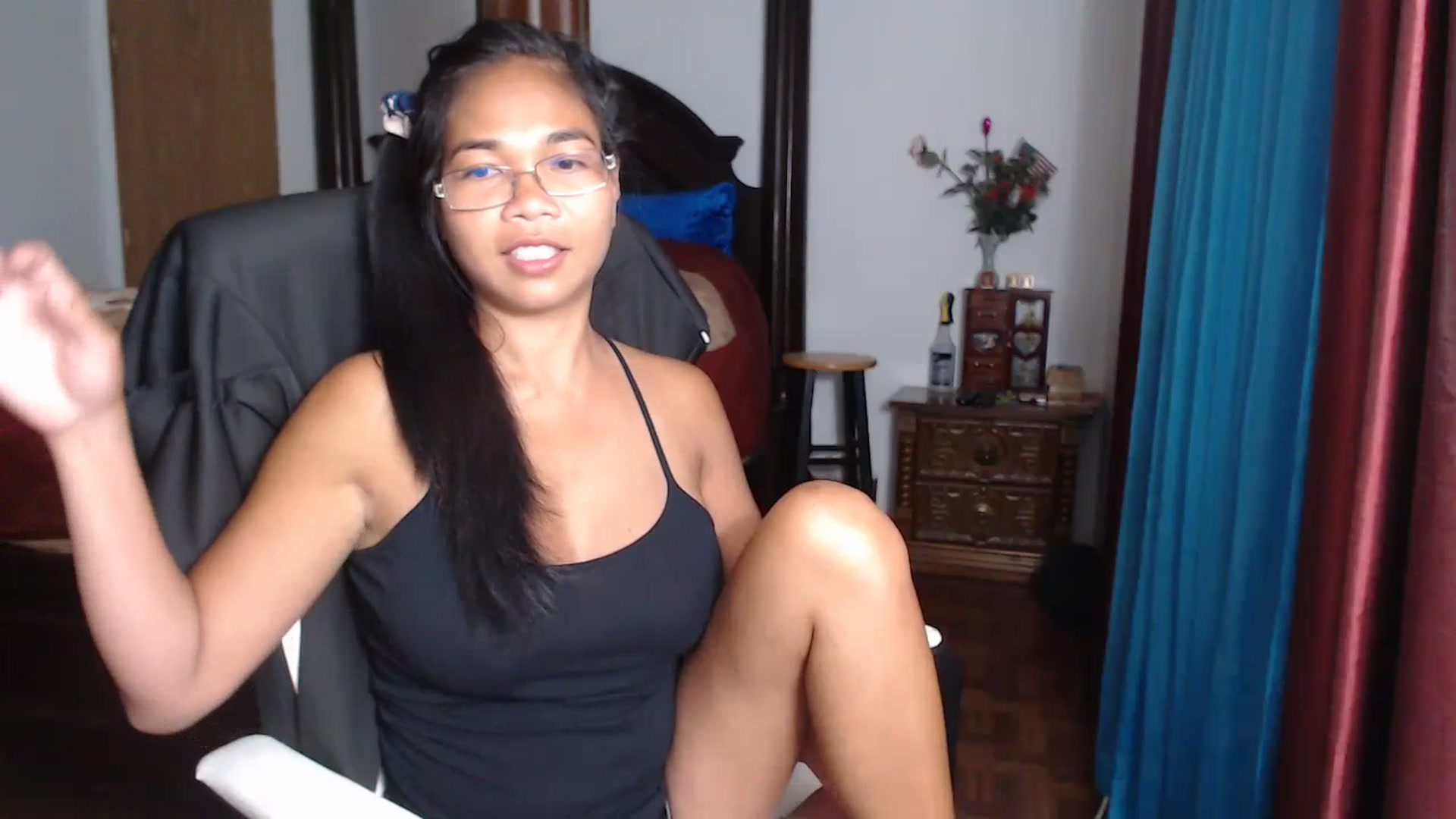 Gallery image thumbnail from Littlekai2023's myfreecams stream on, 06/29/2023, 24:36 image 18 of 20