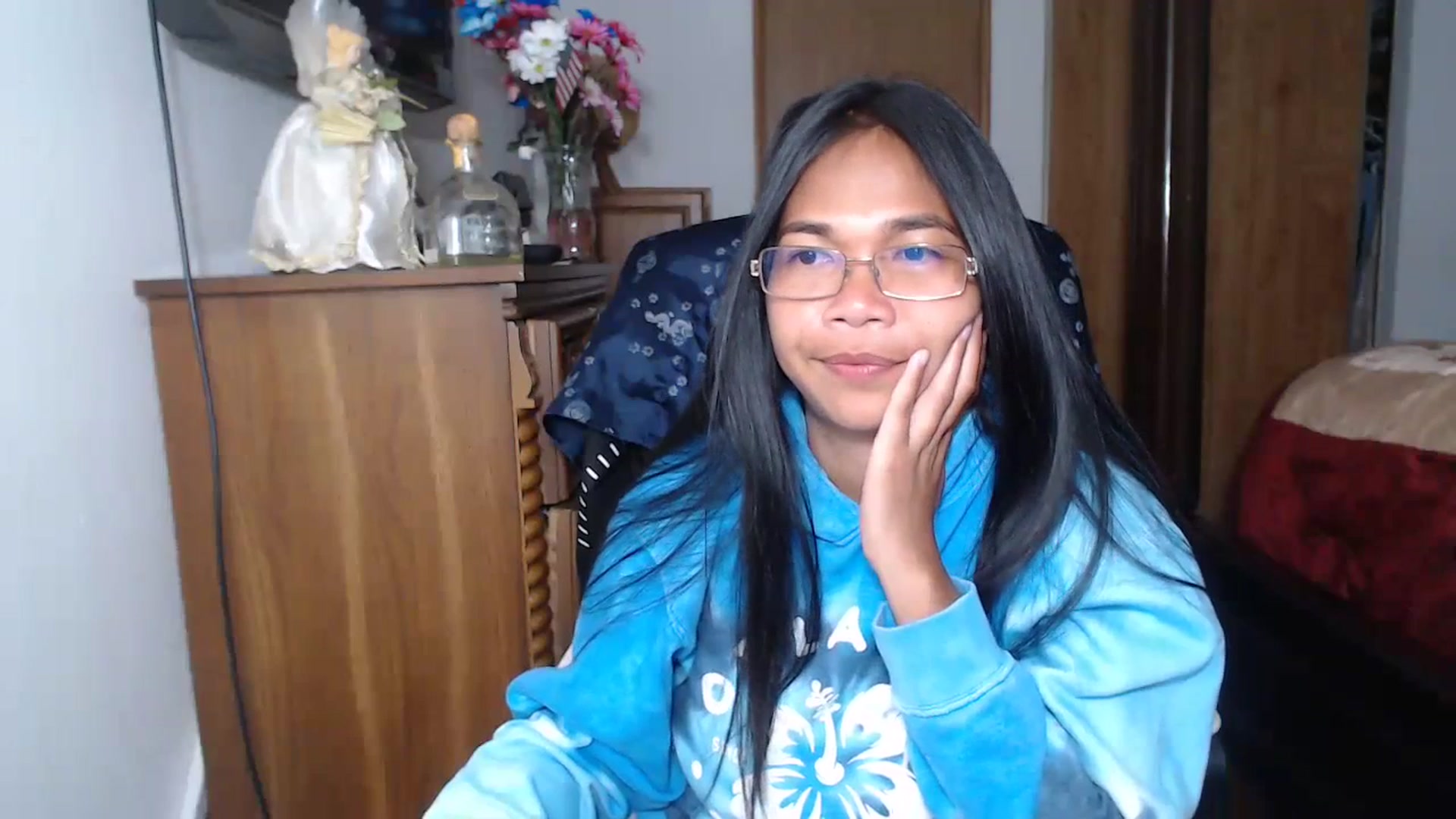 Gallery image thumbnail from Littlekai2023's myfreecams stream on, 07/02/2023, 02:57 image 10 of 20