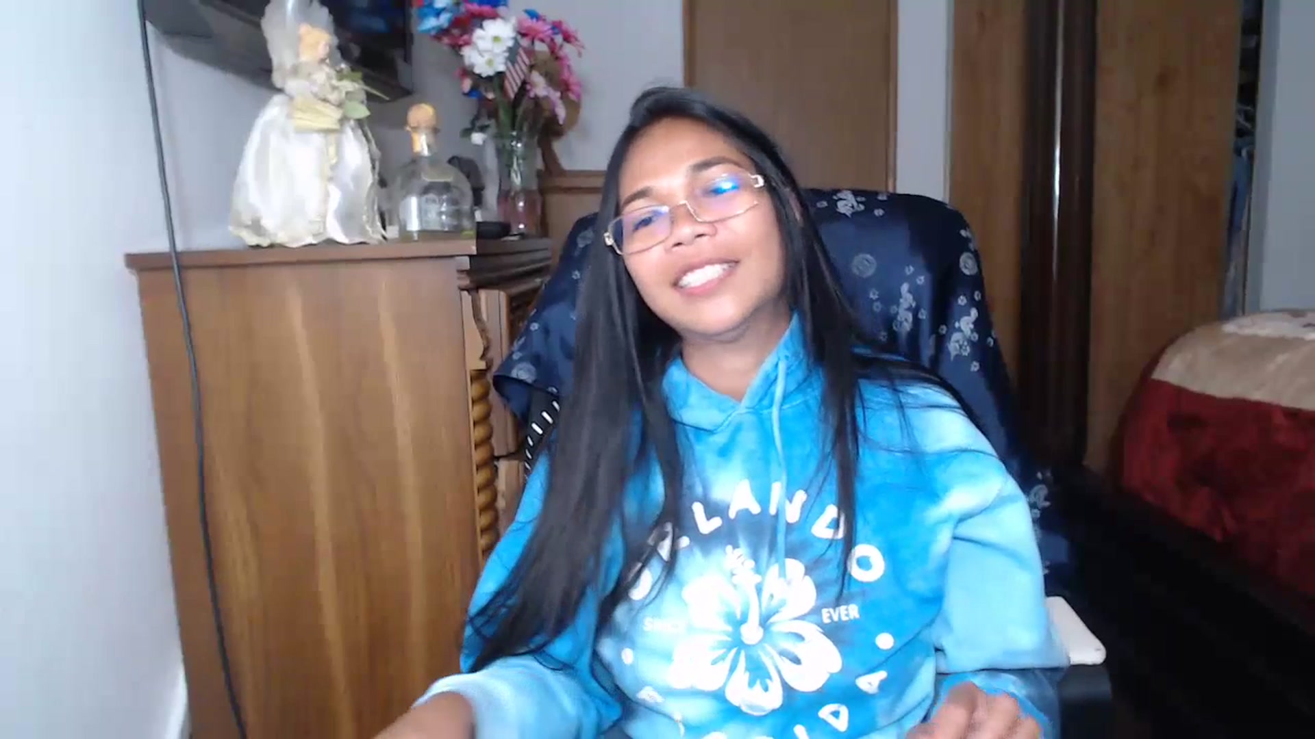 Gallery image thumbnail from Littlekai2023's myfreecams stream on, 07/02/2023, 02:57 image 12 of 20