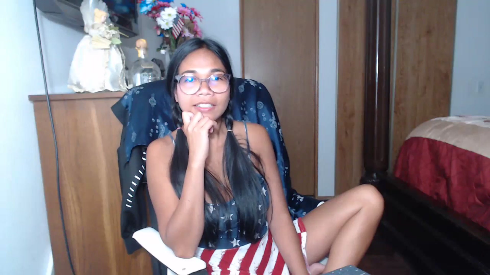 Gallery image thumbnail from Littlekai2023's myfreecams stream on, 07/02/2023, 14:08 image 10 of 20