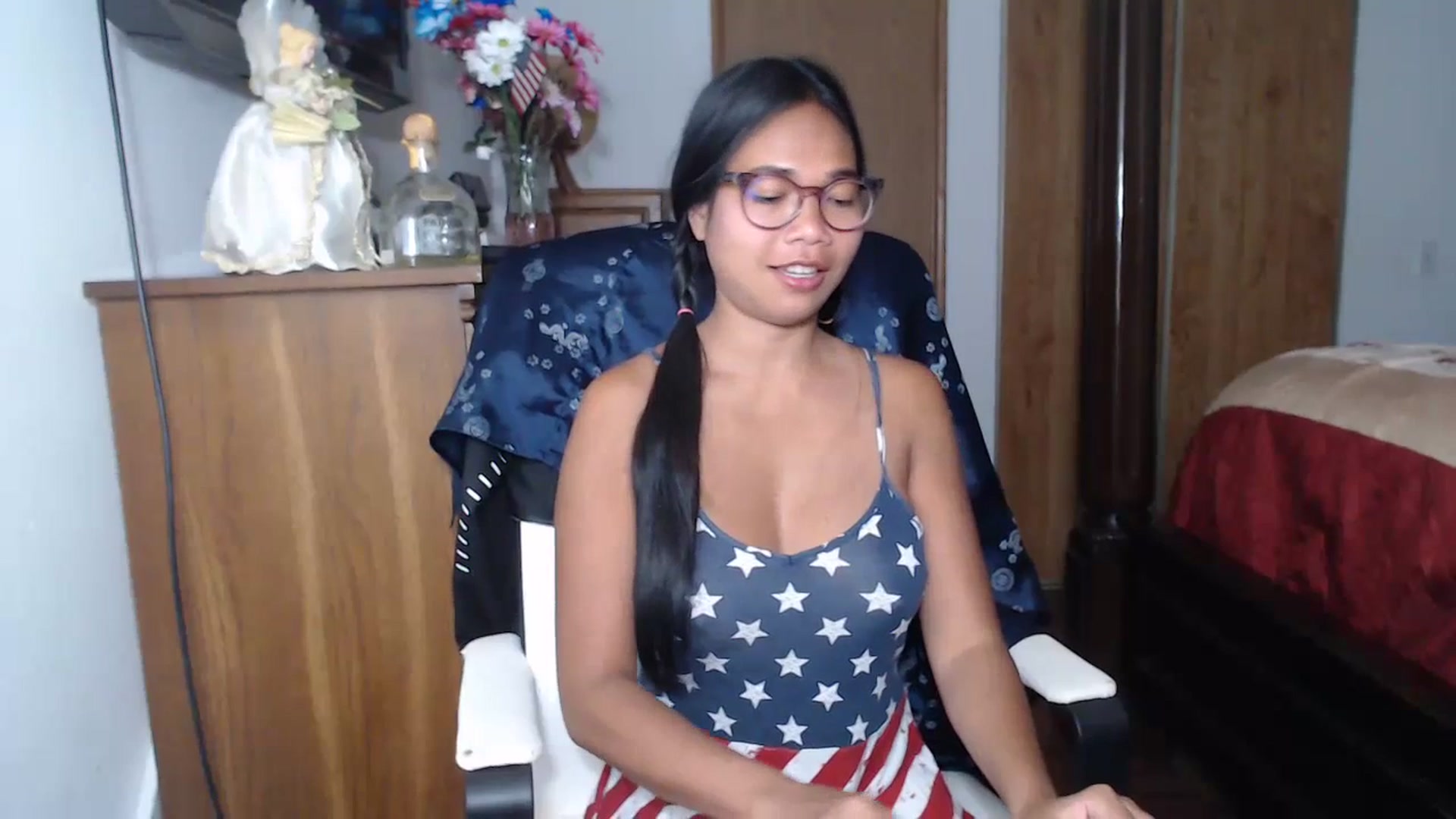 Gallery image thumbnail from Littlekai2023's myfreecams stream on, 07/02/2023, 14:08 image 4 of 20
