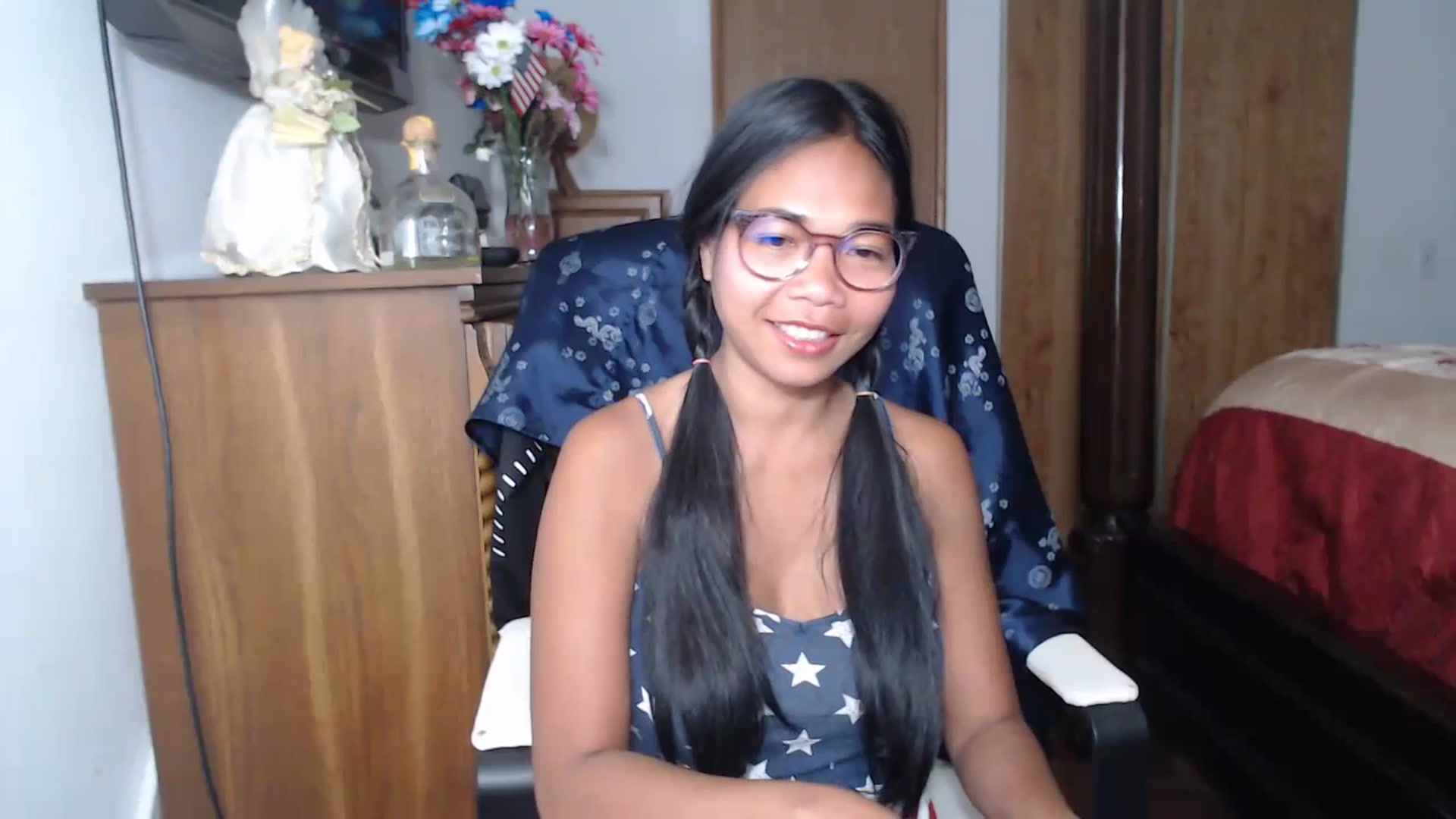Gallery image thumbnail from Littlekai2023's myfreecams stream on, 07/02/2023, 14:08 image 3 of 20