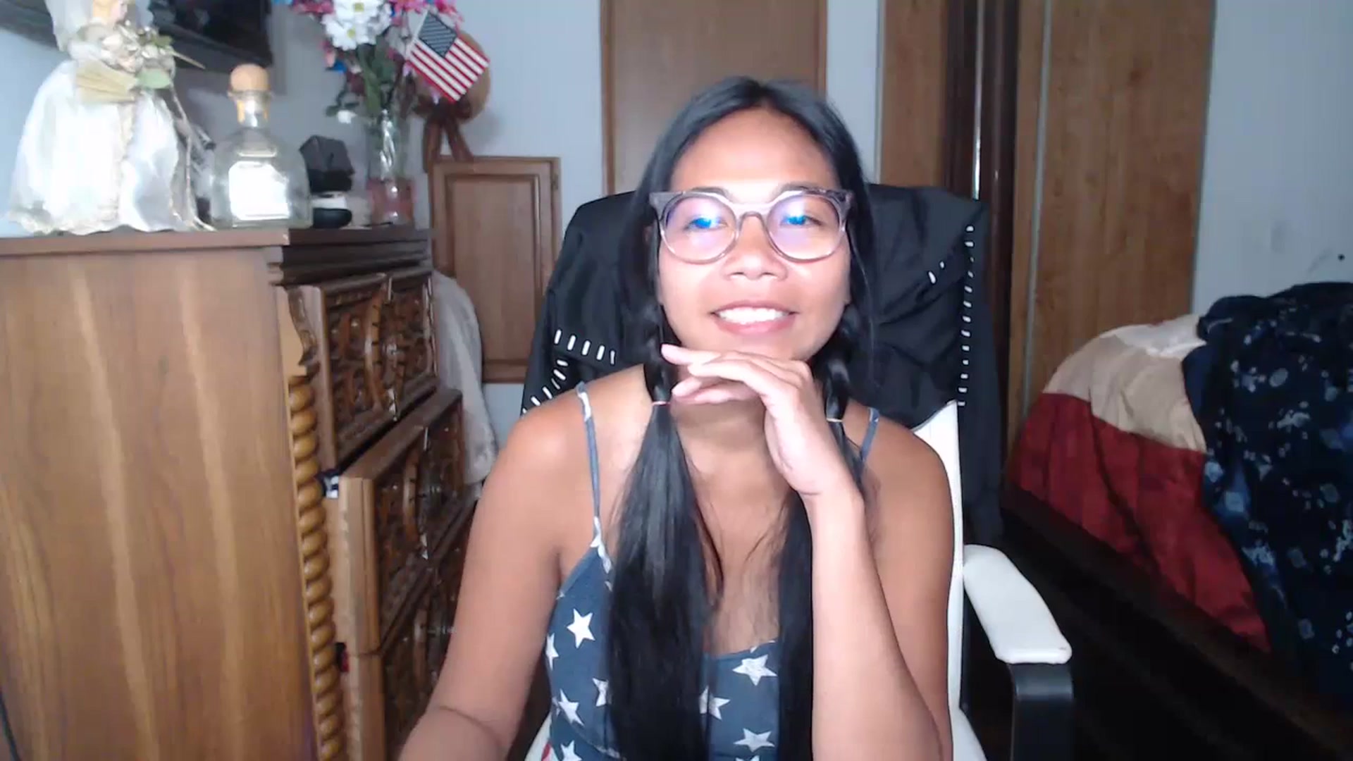 Gallery image thumbnail from Littlekai2023's myfreecams stream on, 07/02/2023, 16:08 image 15 of 20