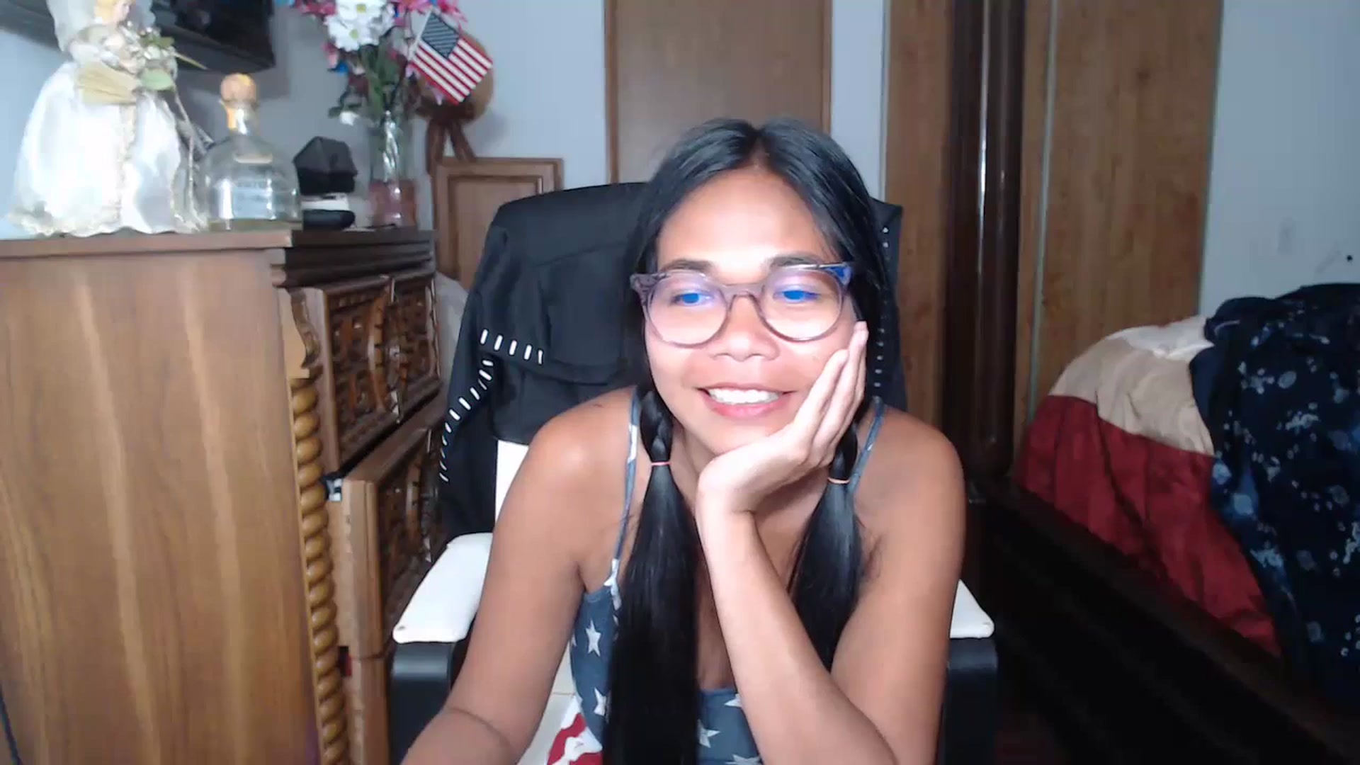 Gallery image thumbnail from Littlekai2023's myfreecams stream on, 07/02/2023, 16:08 image 4 of 20