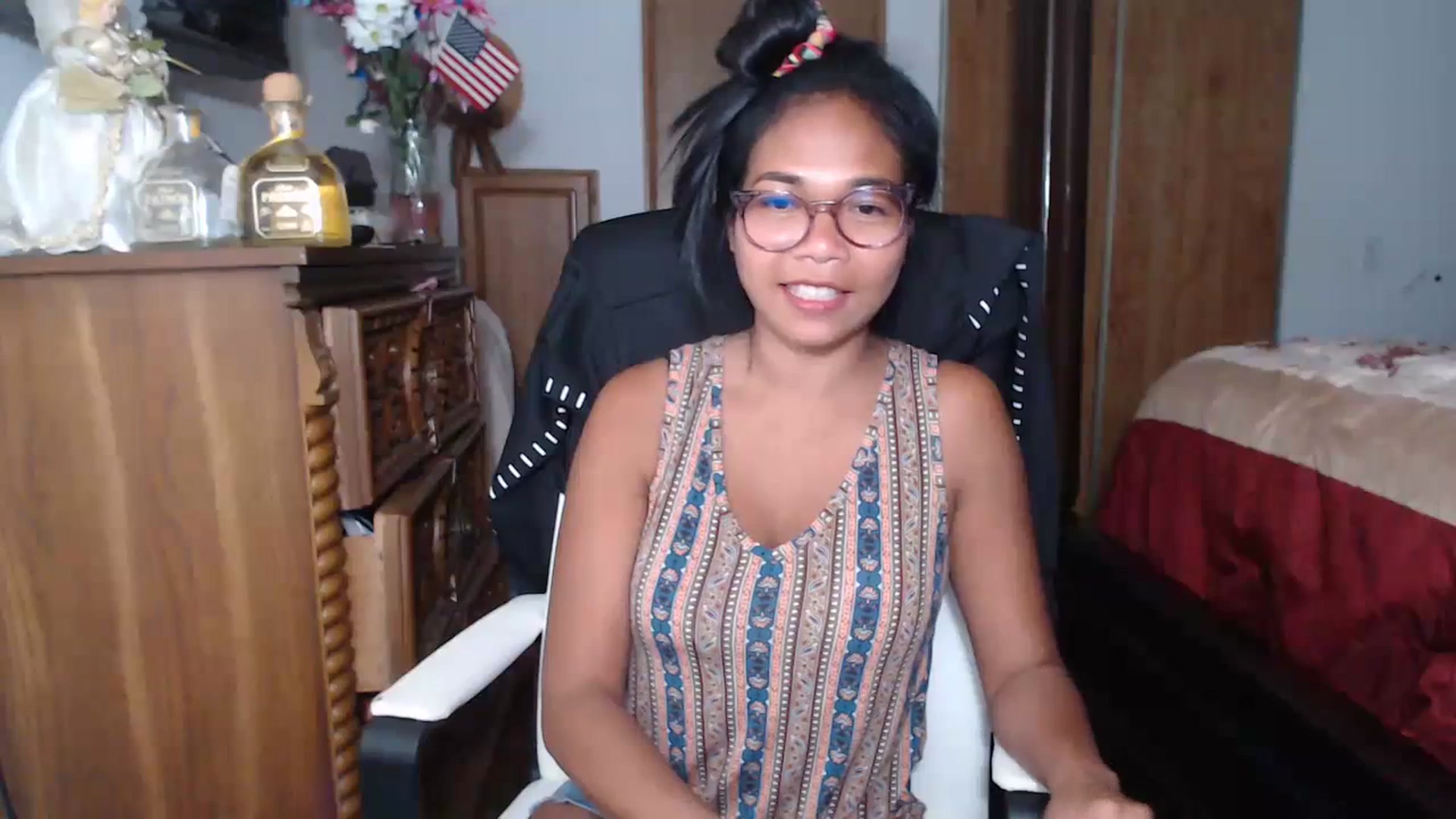 Gallery image thumbnail from Littlekai2023's myfreecams stream on, 07/02/2023, 22:50 image 18 of 20