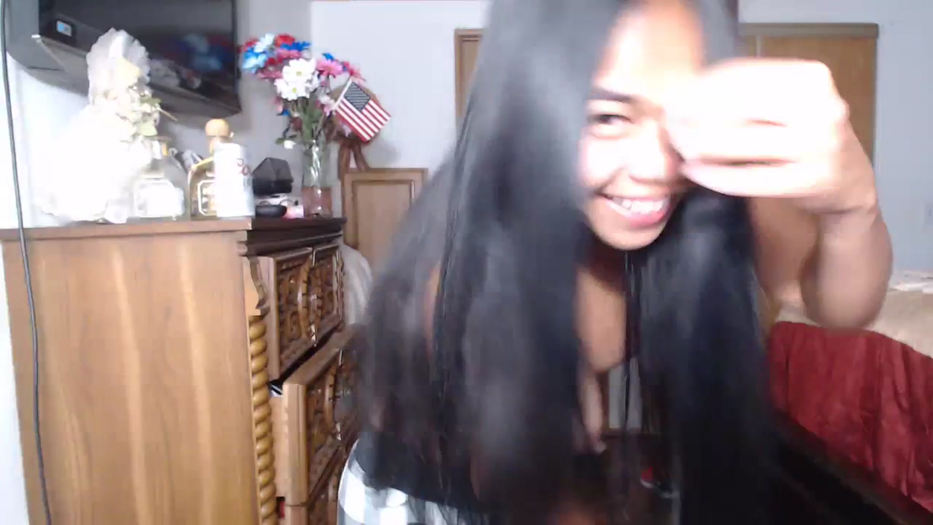 Gallery image thumbnail from Littlekai2023's myfreecams stream on, 07/03/2023, 04:26 image 19 of 20