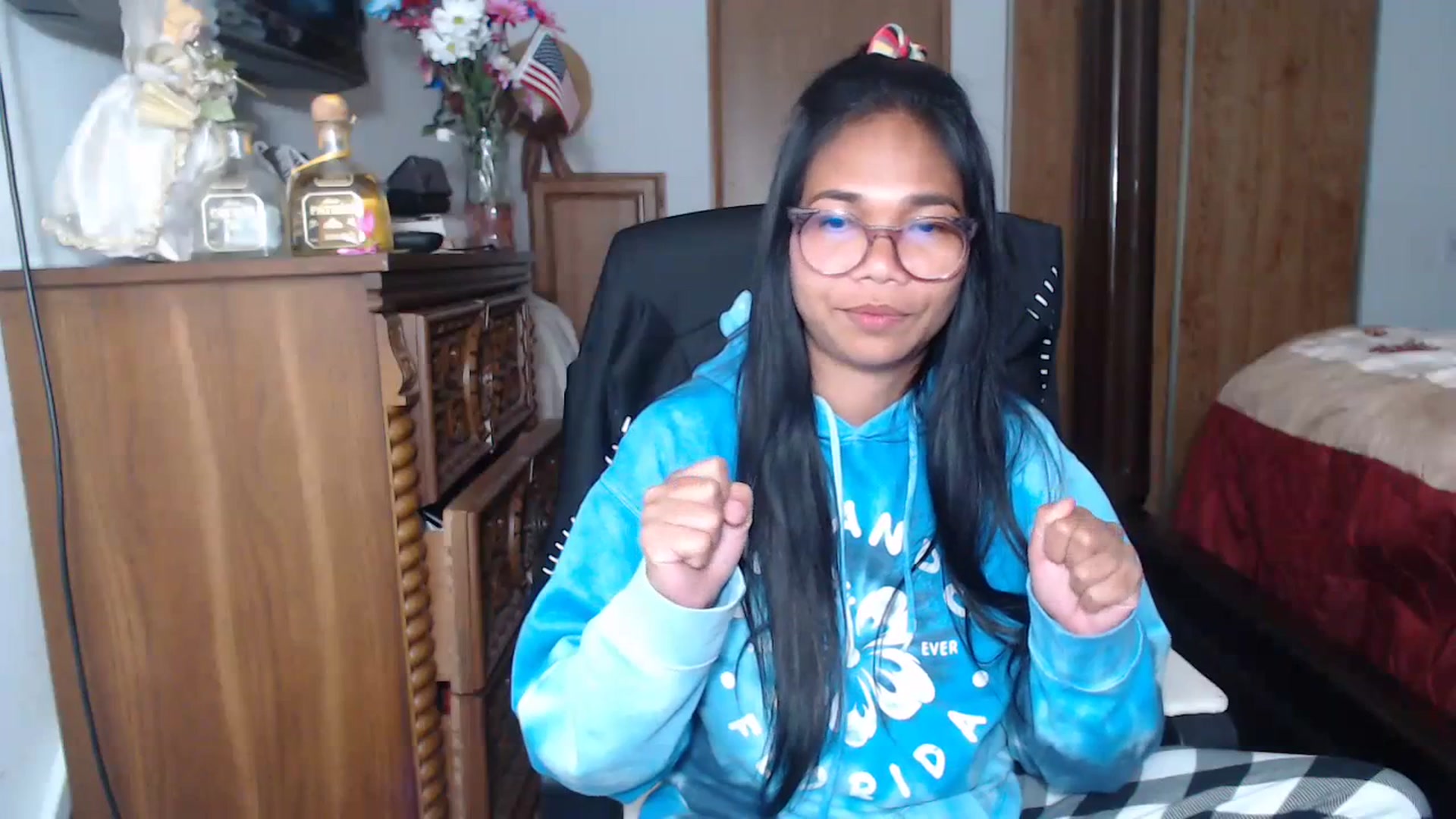 Gallery image thumbnail from Littlekai2023's myfreecams stream on, 07/03/2023, 08:07 image 10 of 20