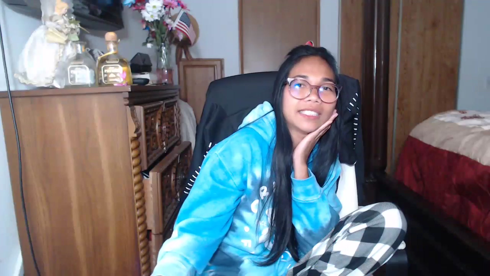 Gallery image thumbnail from Littlekai2023's myfreecams stream on, 07/03/2023, 08:07 image 6 of 20