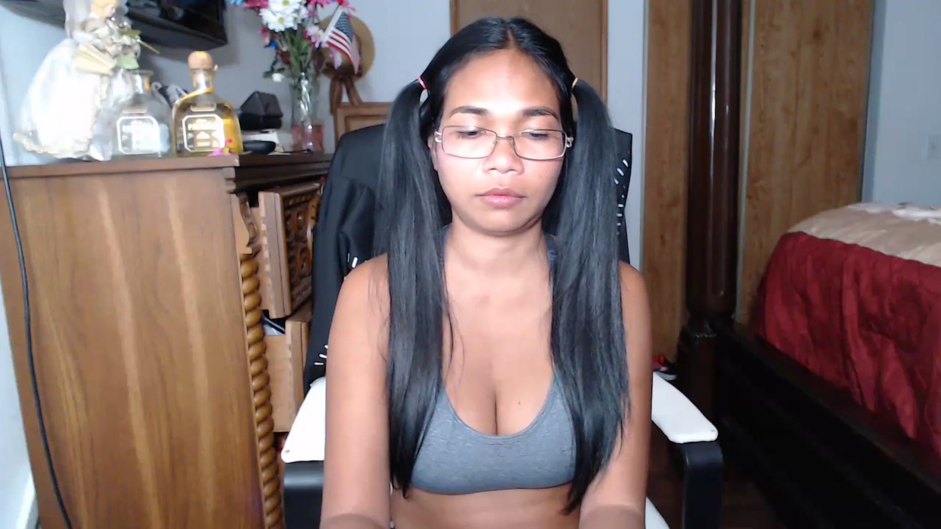 Gallery image thumbnail from Littlekai2023's myfreecams stream on, 07/04/2023, 24:01 image 7 of 20