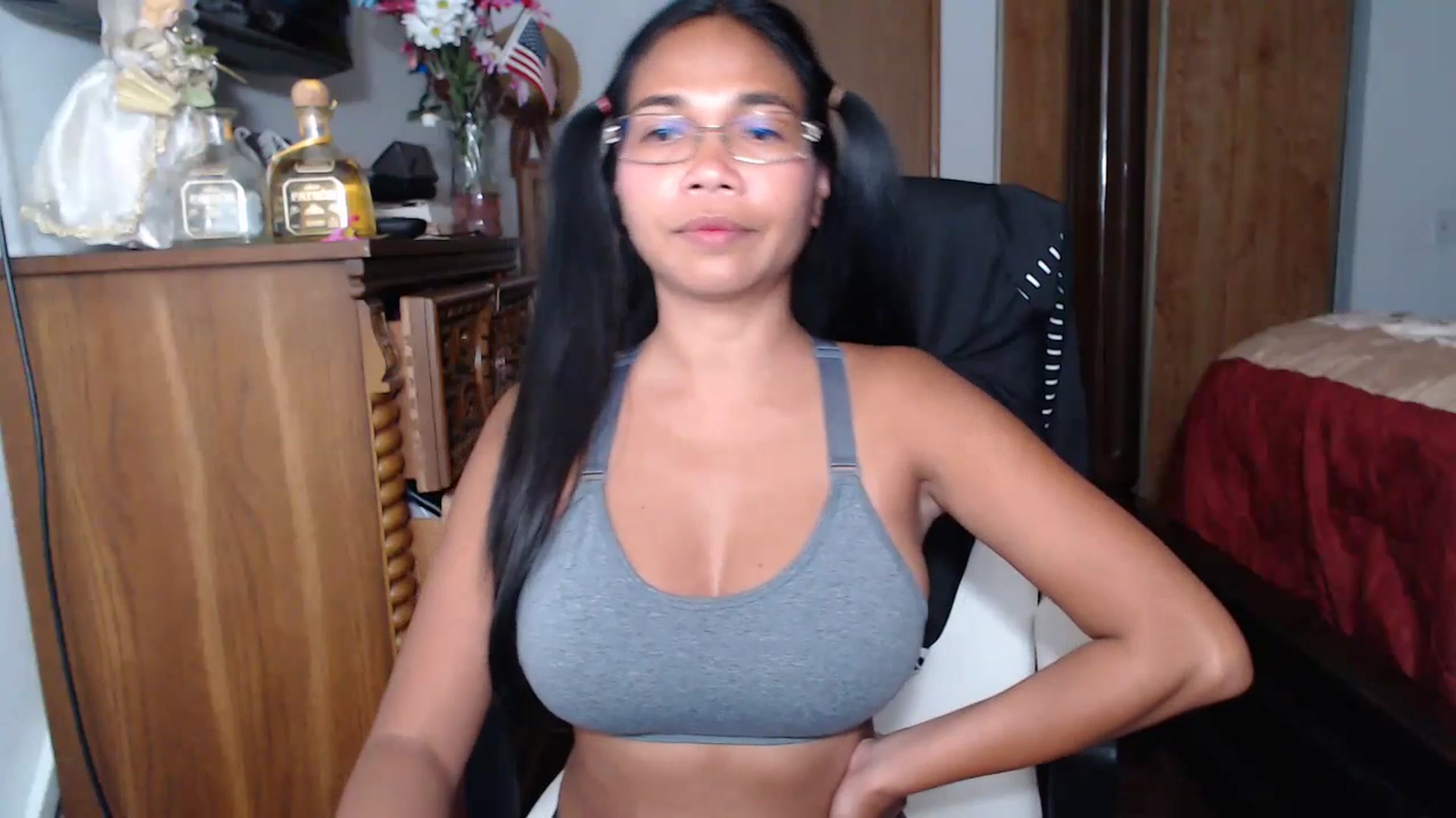 Gallery image thumbnail from Littlekai2023's myfreecams stream on, 07/04/2023, 24:01 image 8 of 20