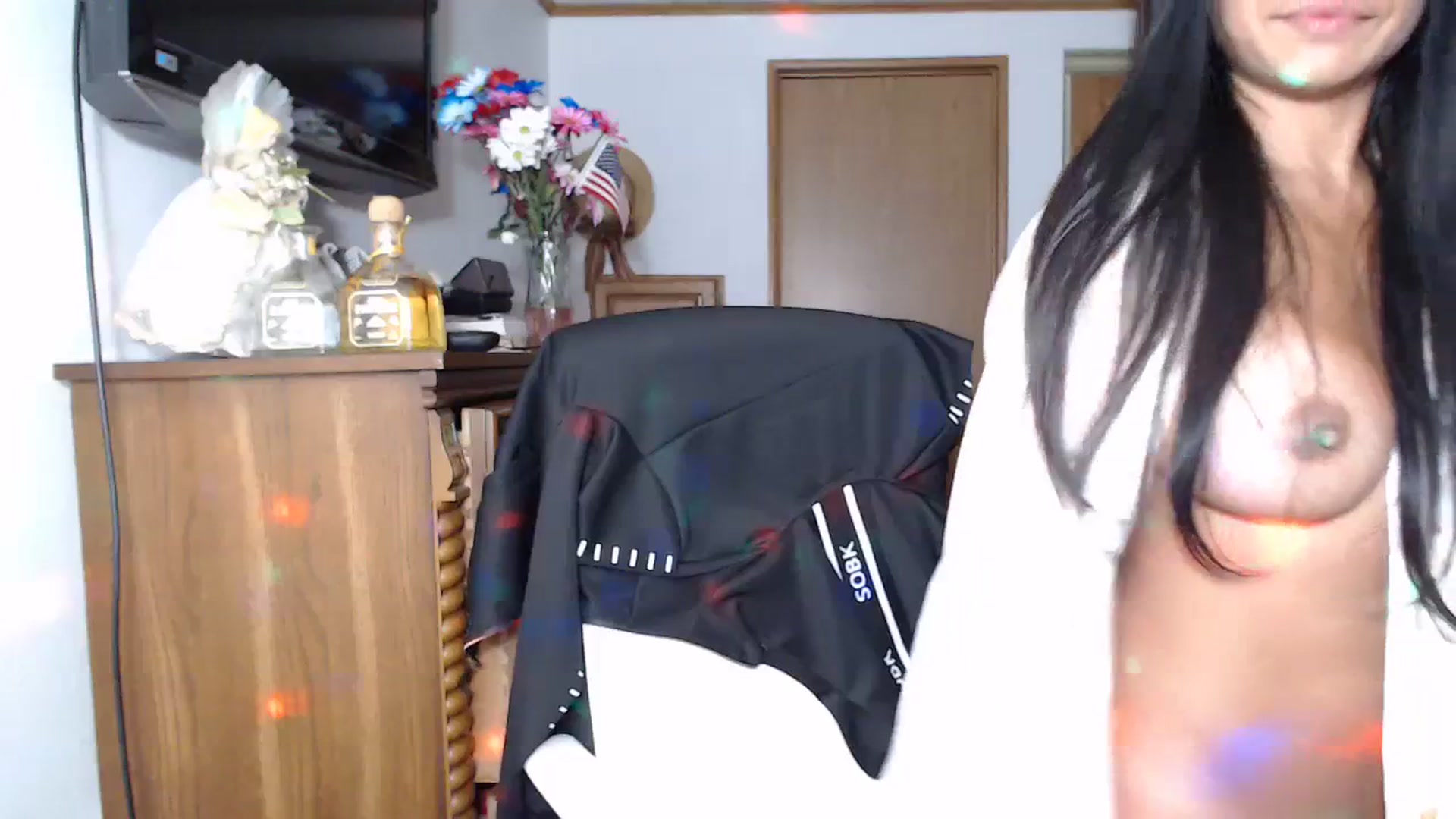 Gallery image thumbnail from Littlekai2023's myfreecams stream on, 07/04/2023, 03:29 image 14 of 20
